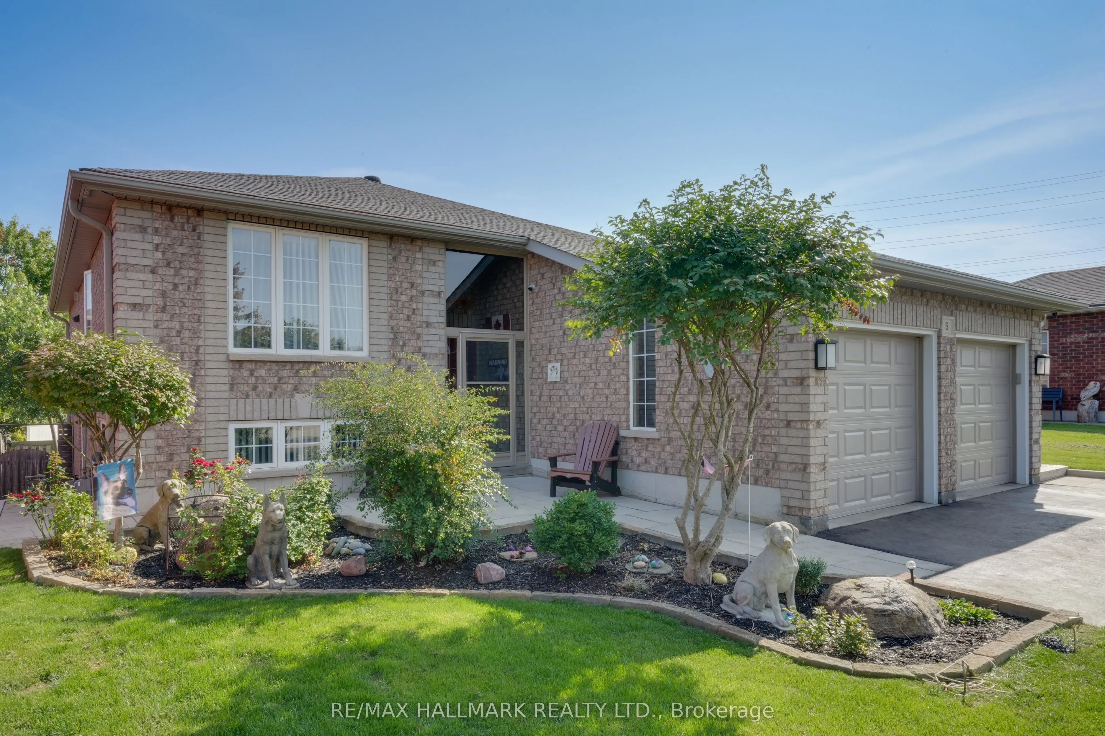 5 Pacific Avenue