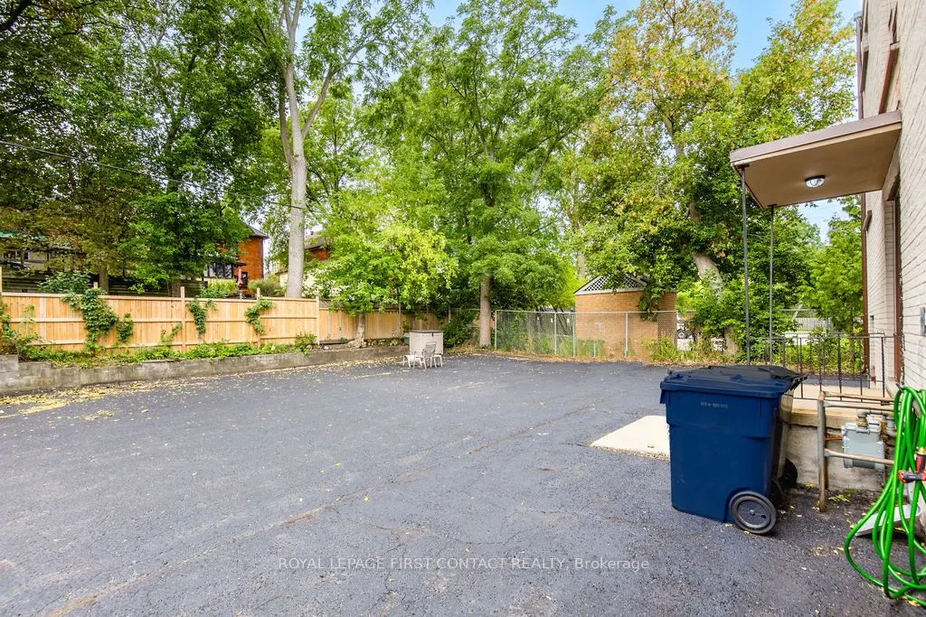 95 Gowan Street