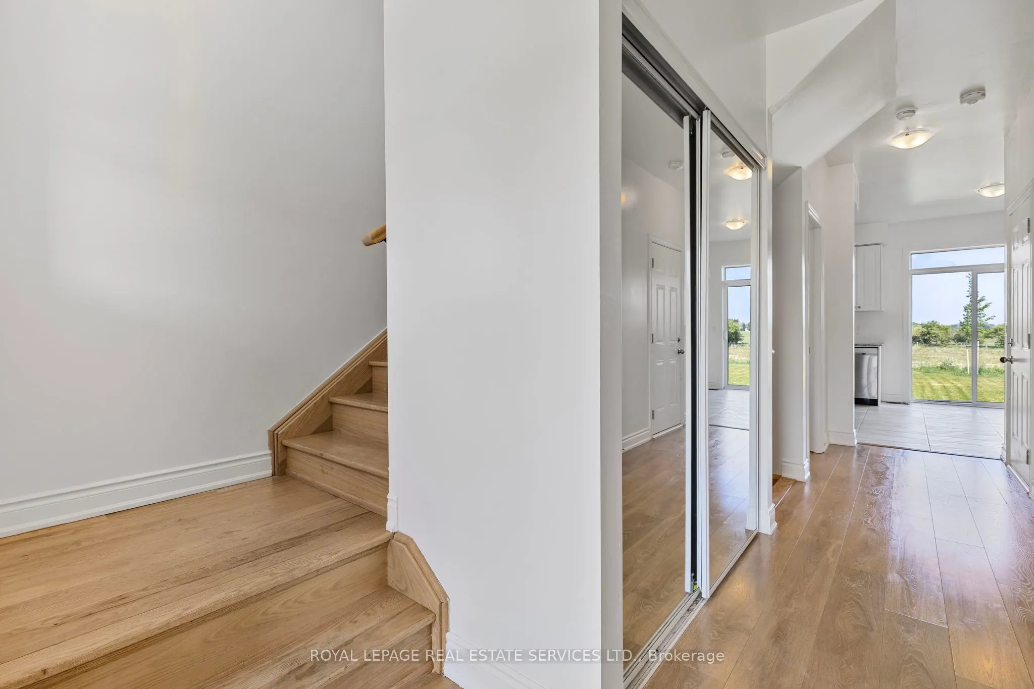 28 Union Boulevard