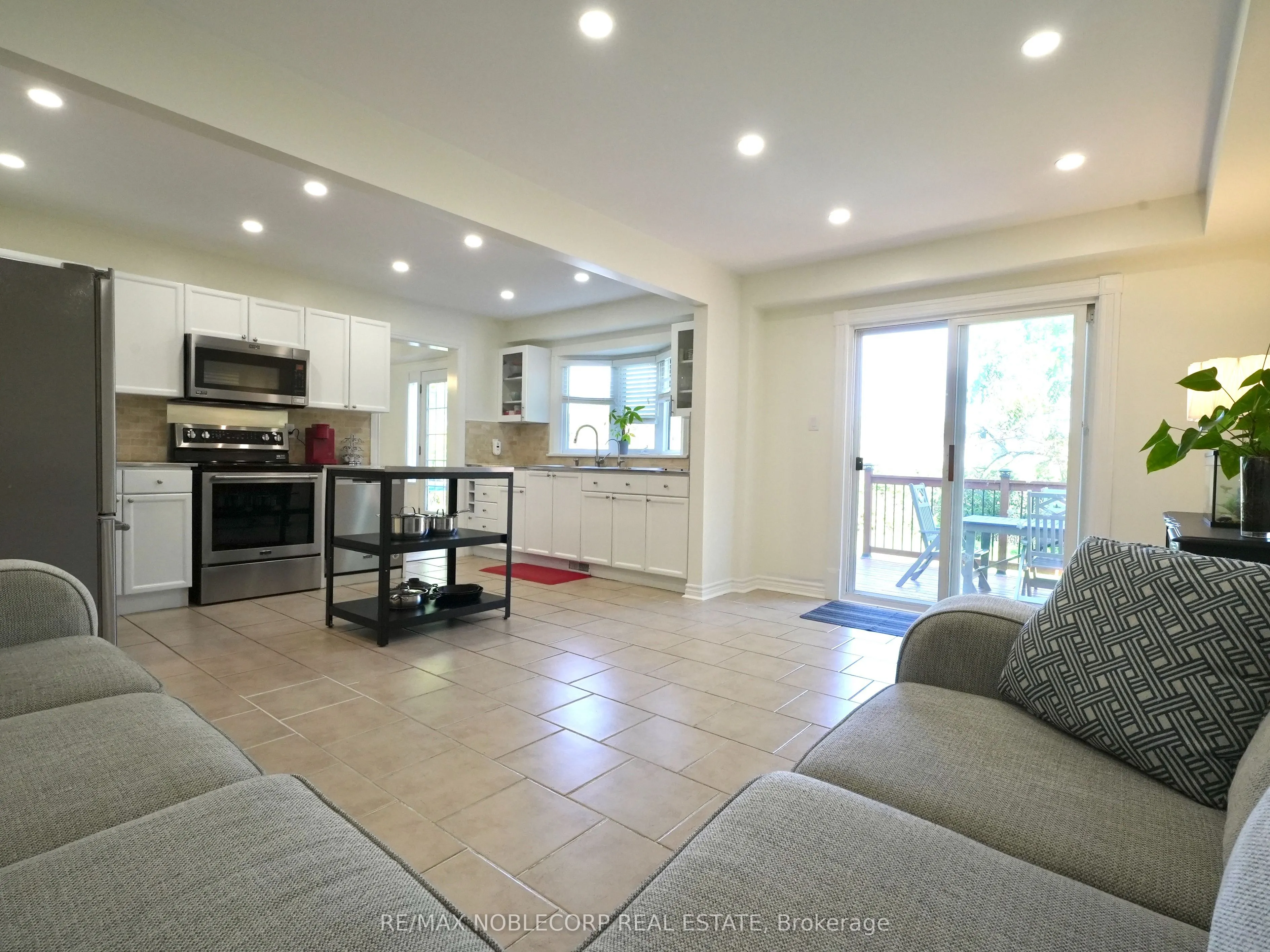 62 O'Shaughnessy Crescent