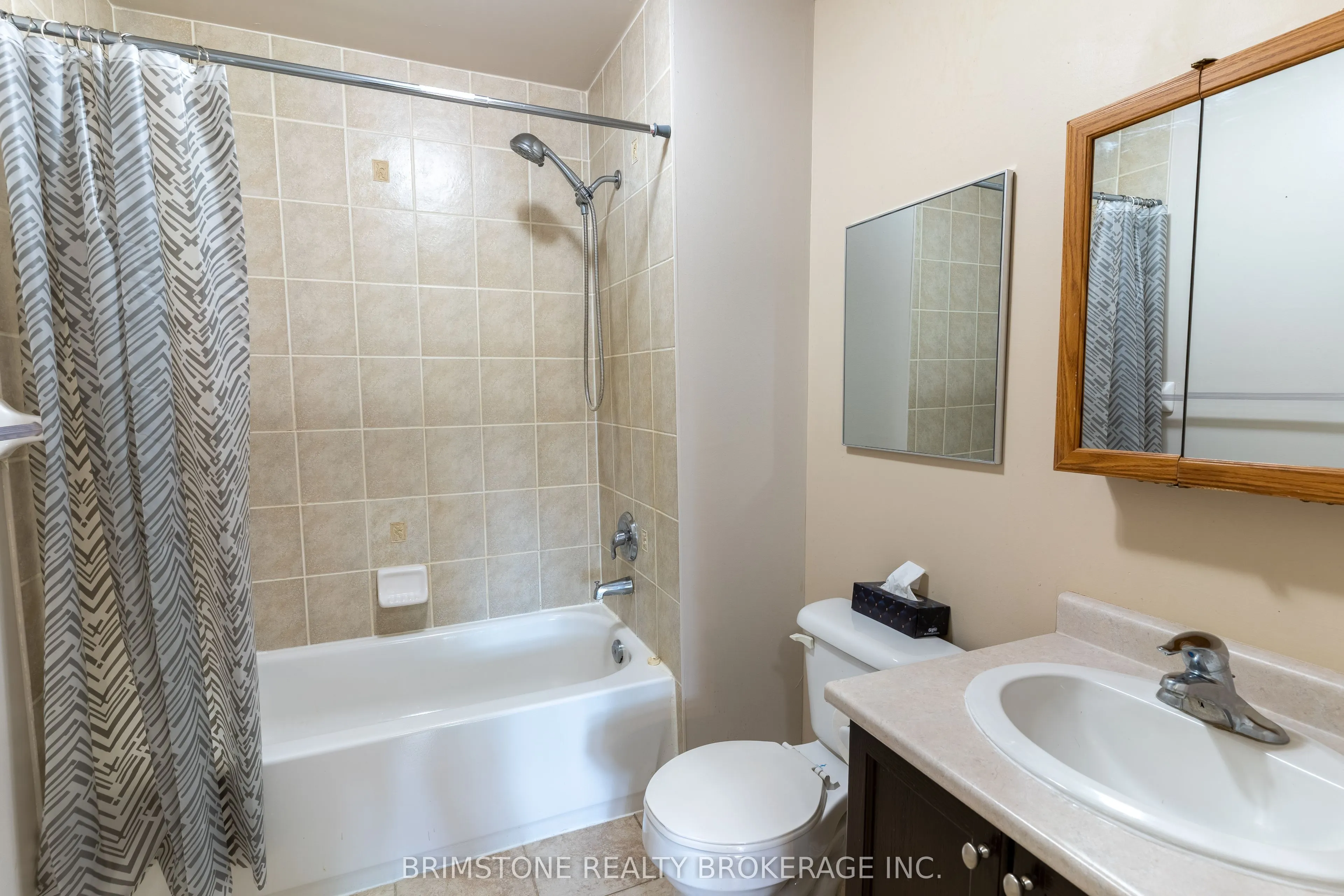 175 Stanley Street, #9