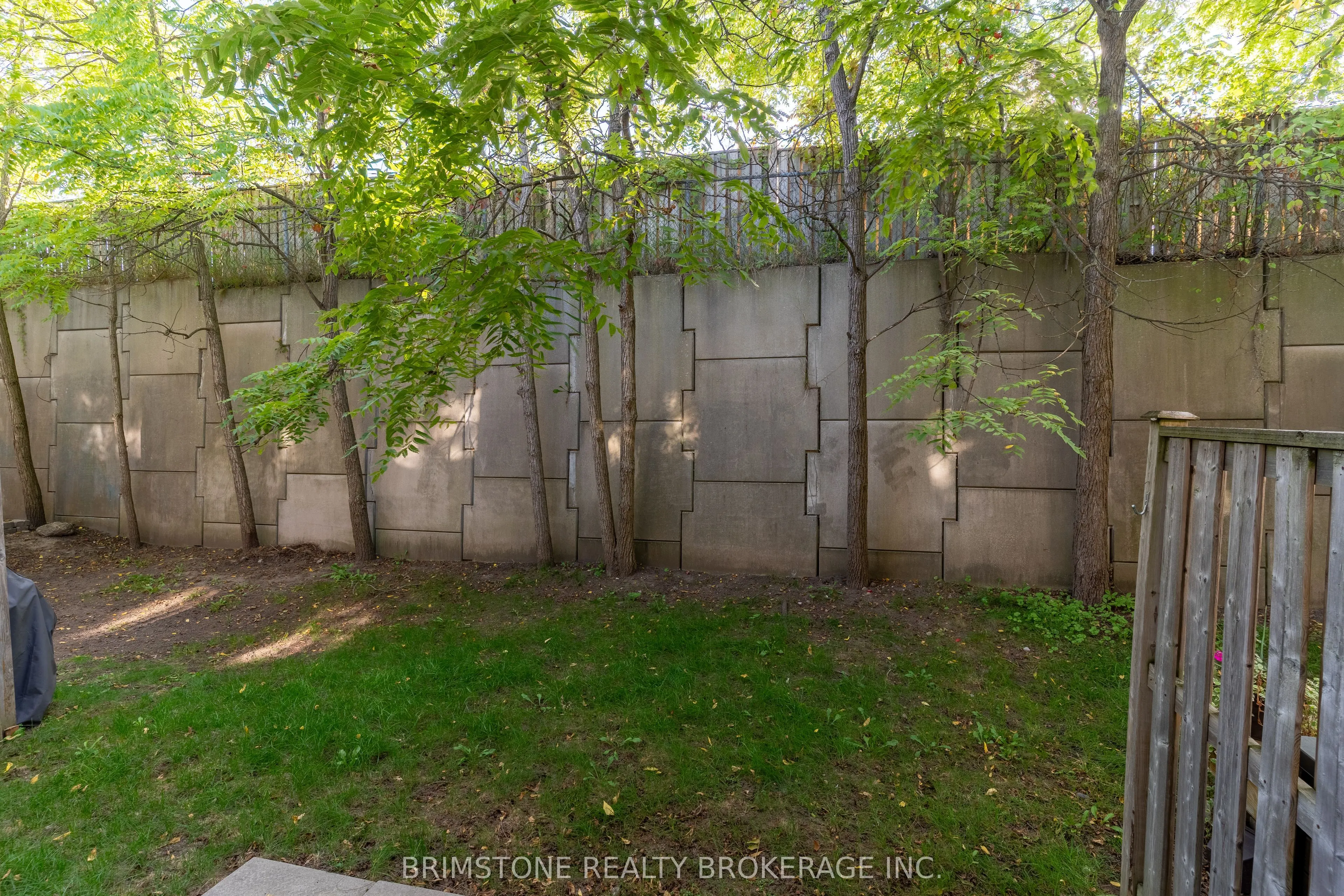 175 Stanley Street, #9