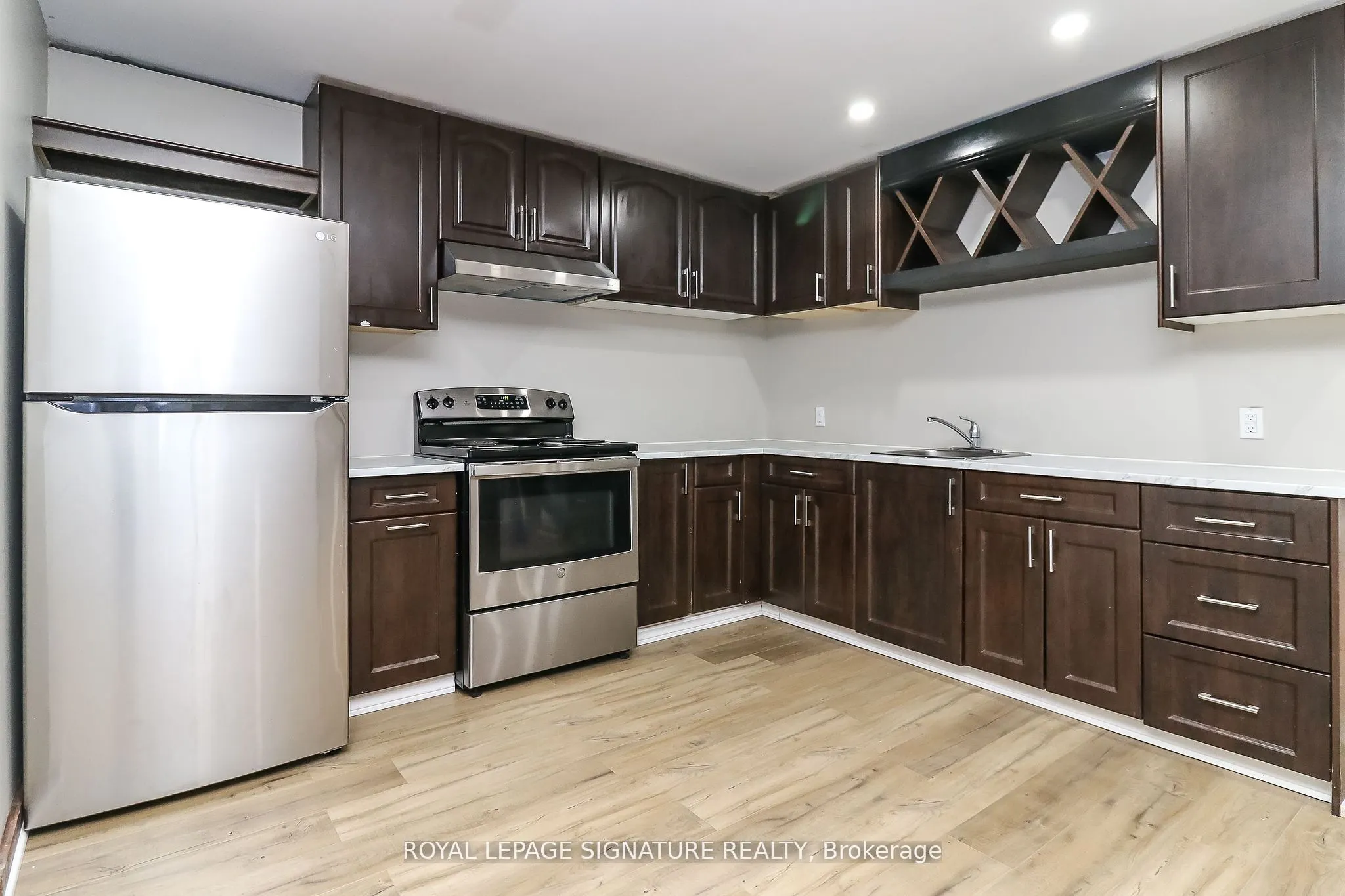 1463 River Road