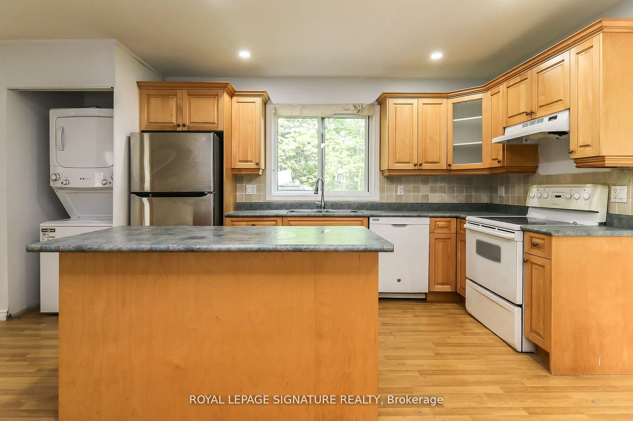 1463 River Road