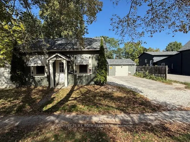 26 Caroline Street