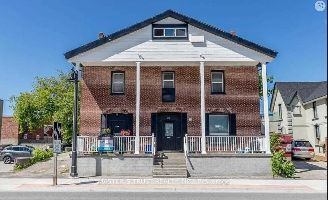 27 Front Street, #101