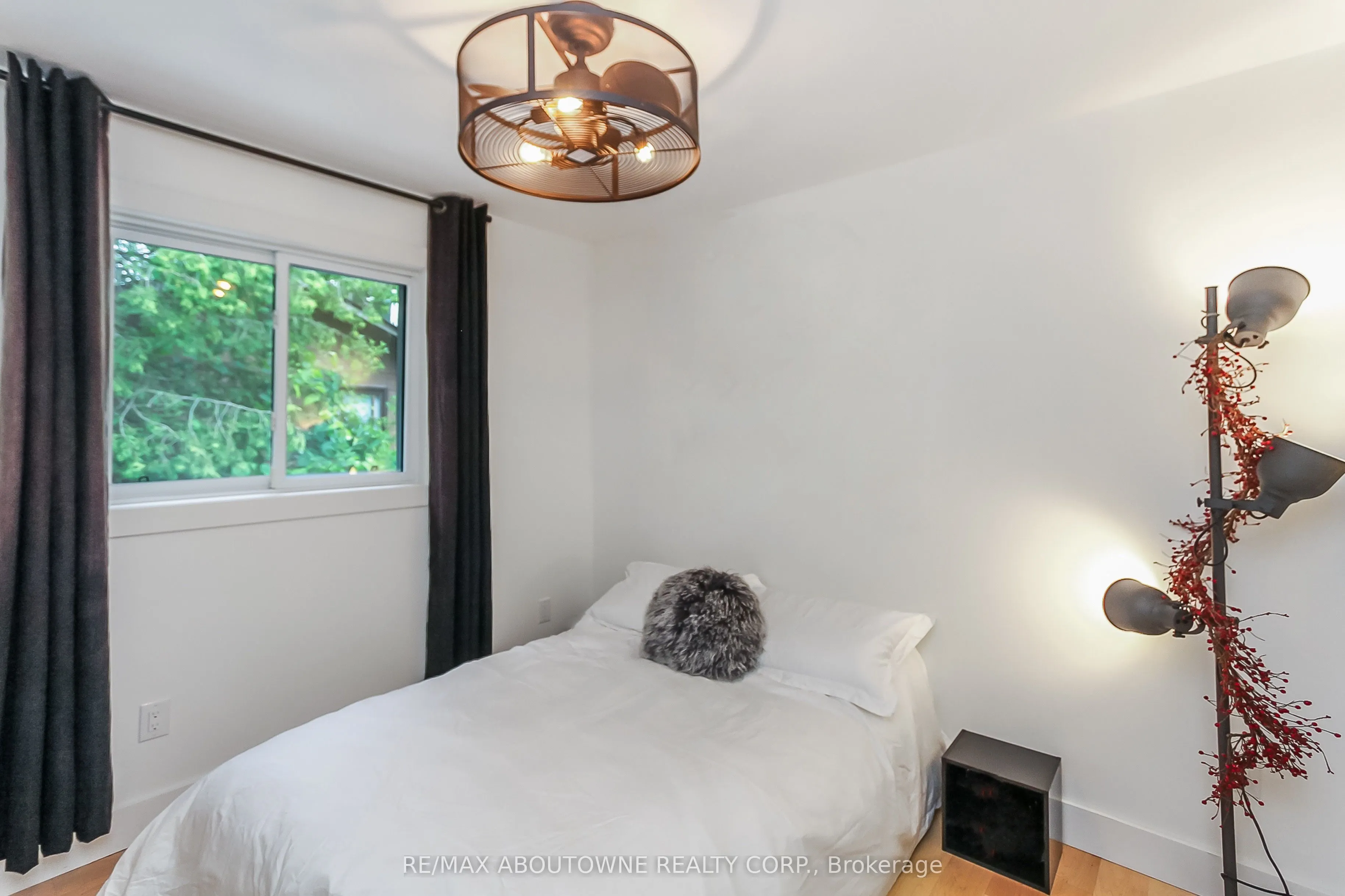 12 49TH Street N