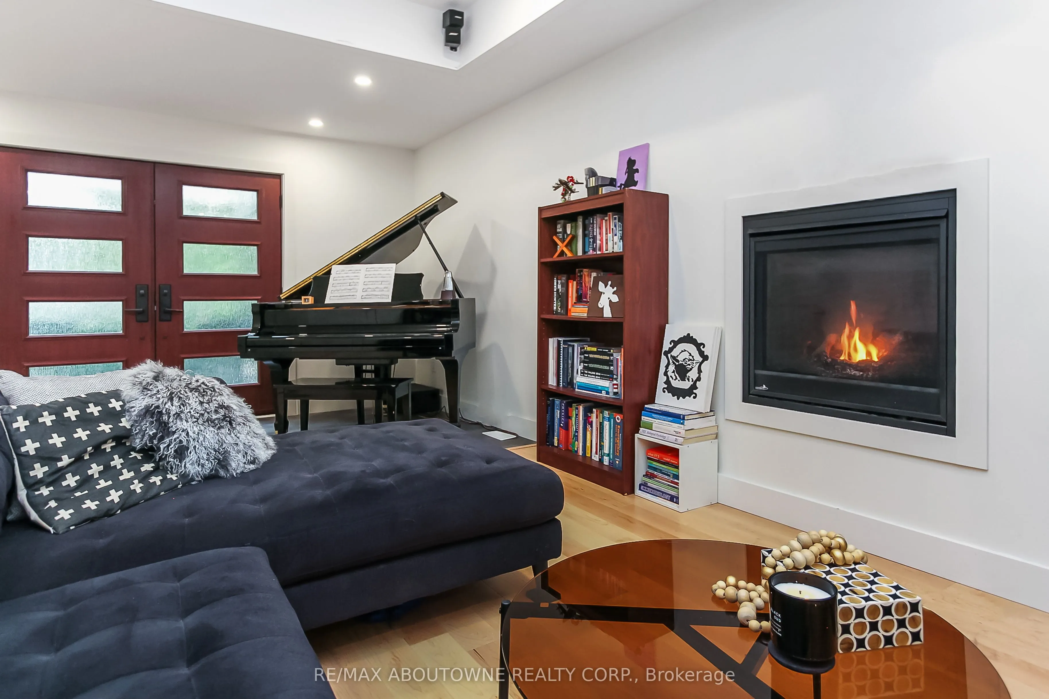 12 49TH Street N