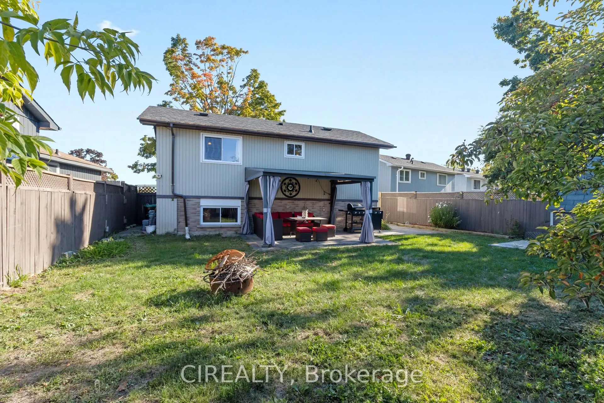 53 Christie Crescent
