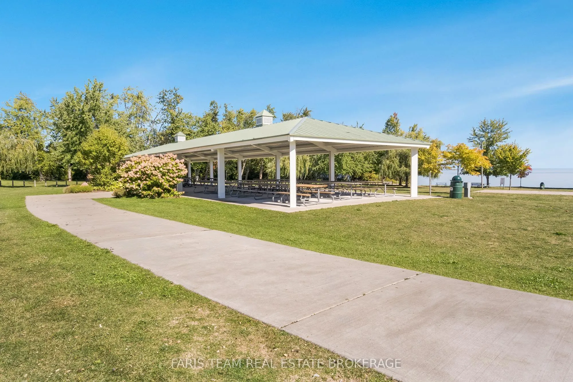 51 Tudhope Boulevard