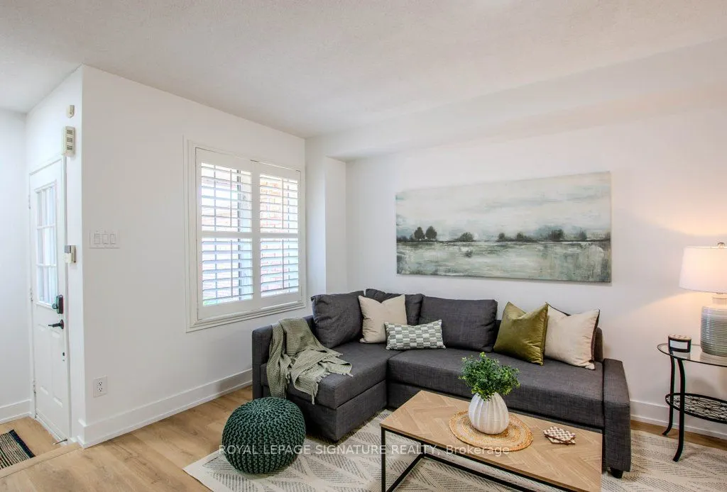 108 Hawthorne Crescent