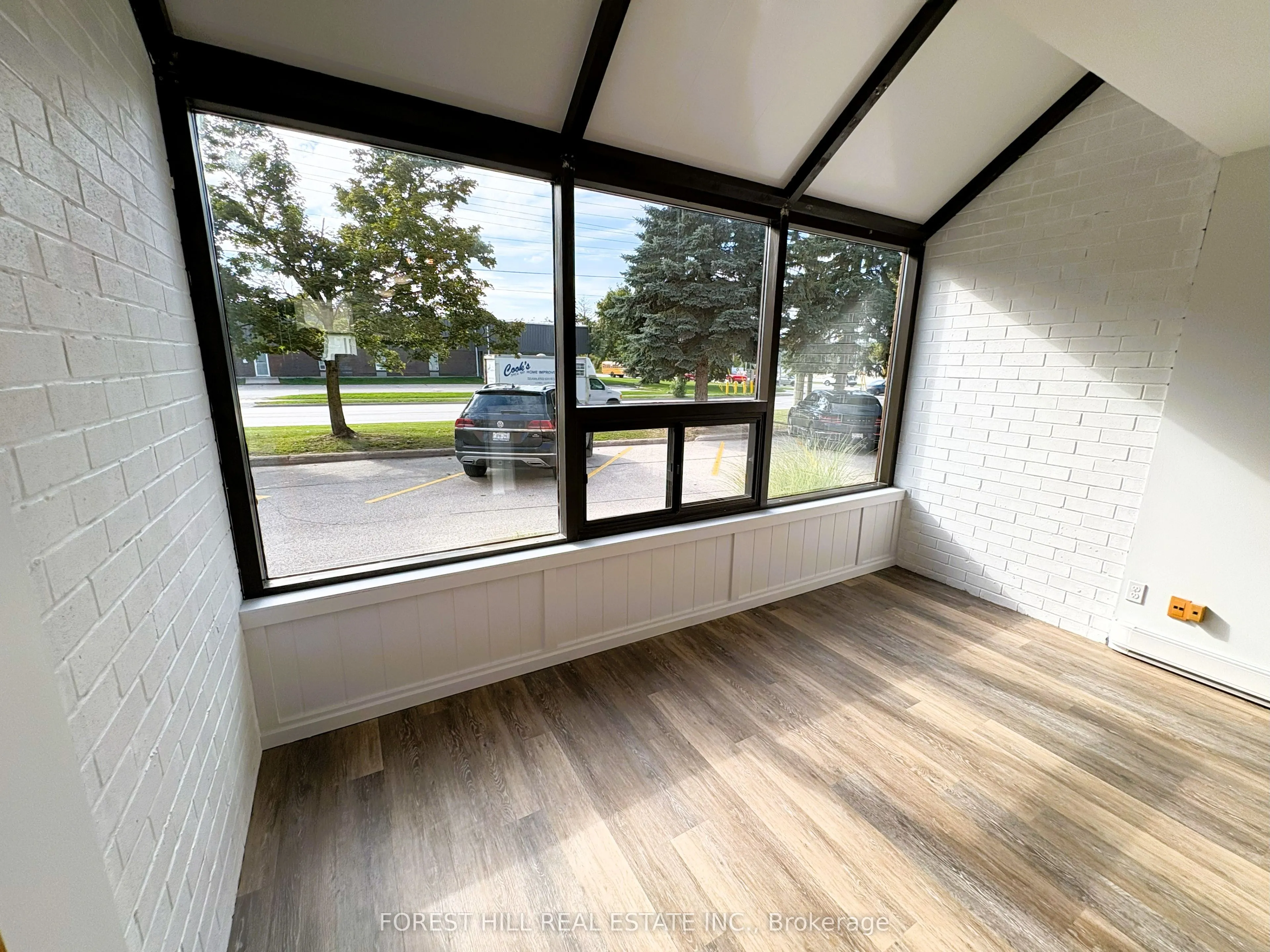 11 Patterson Road, #18