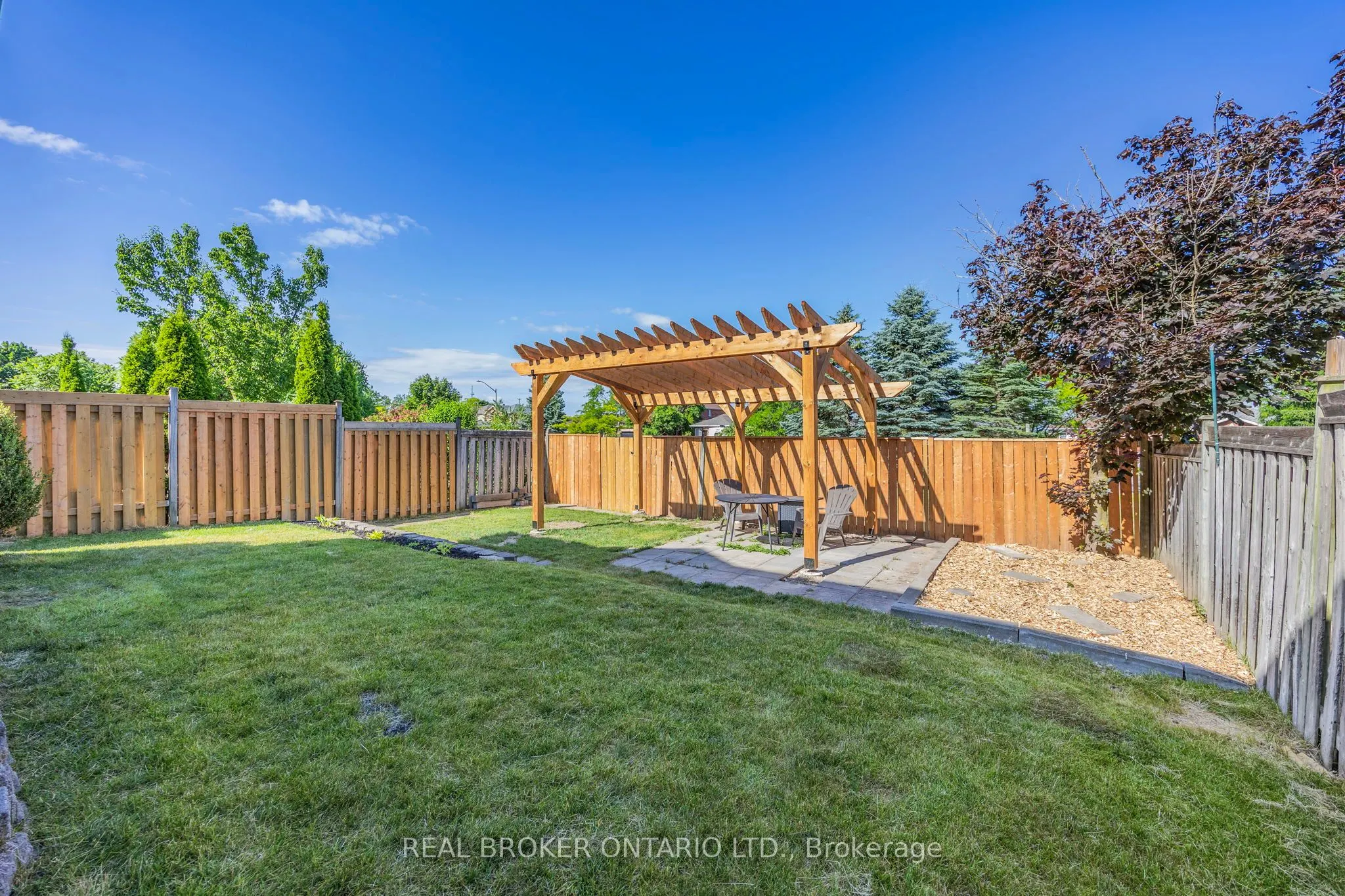 32 BLACK WILLOW Drive