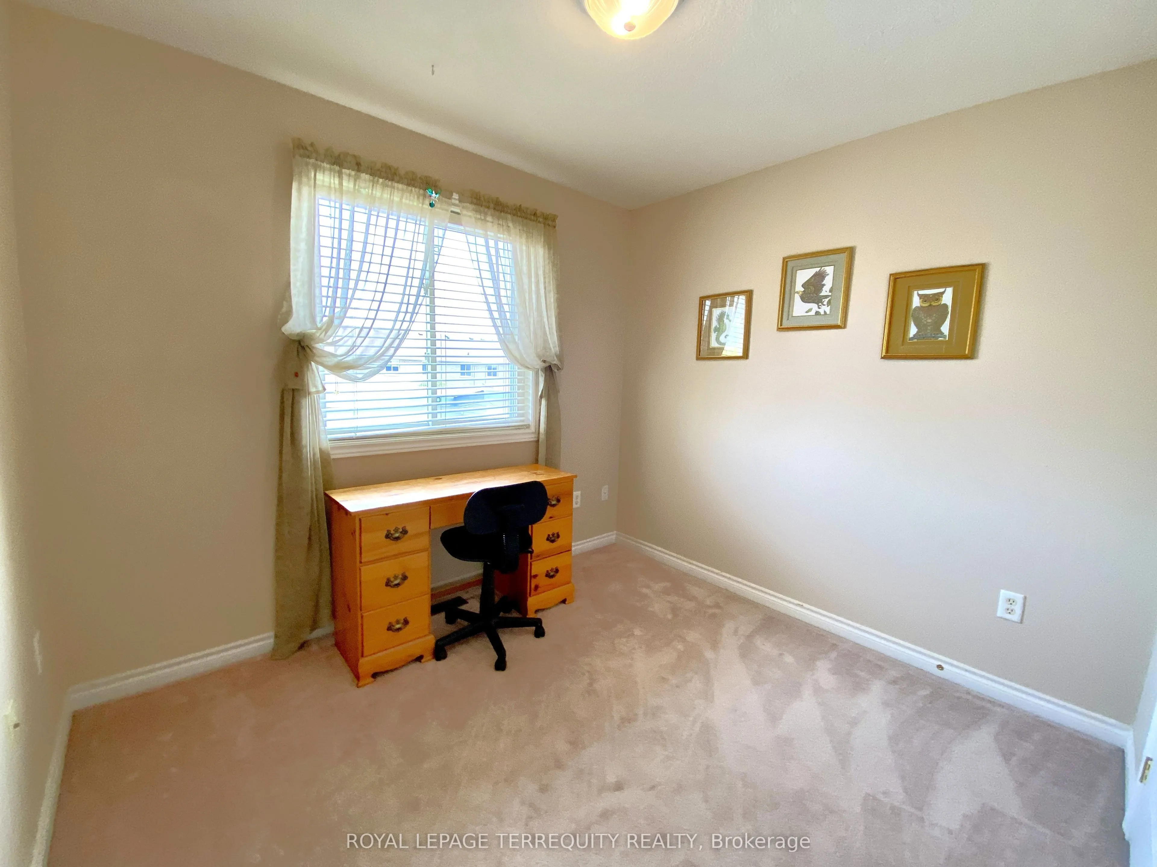 5 Silver Maple Crescent