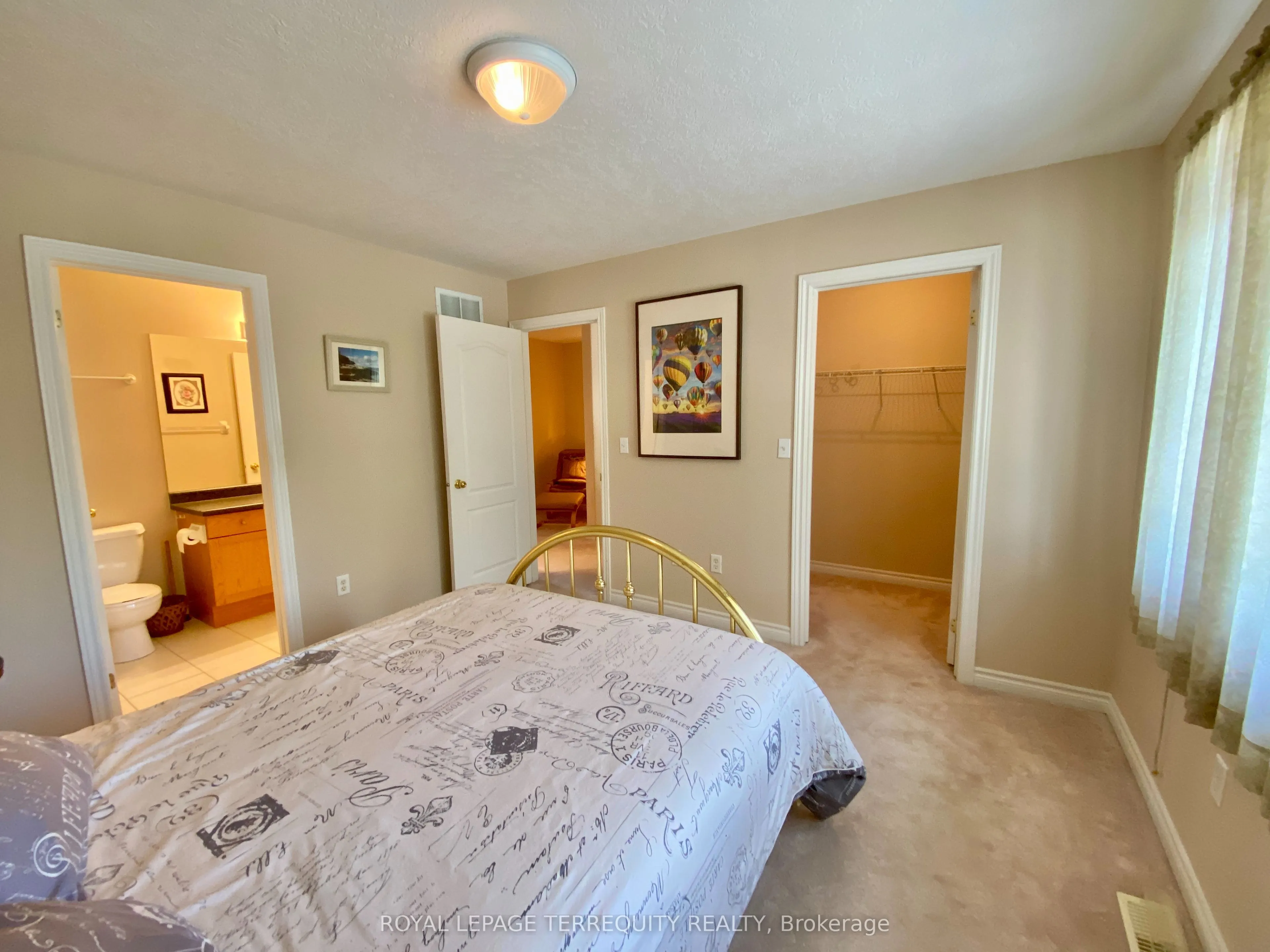 5 Silver Maple Crescent