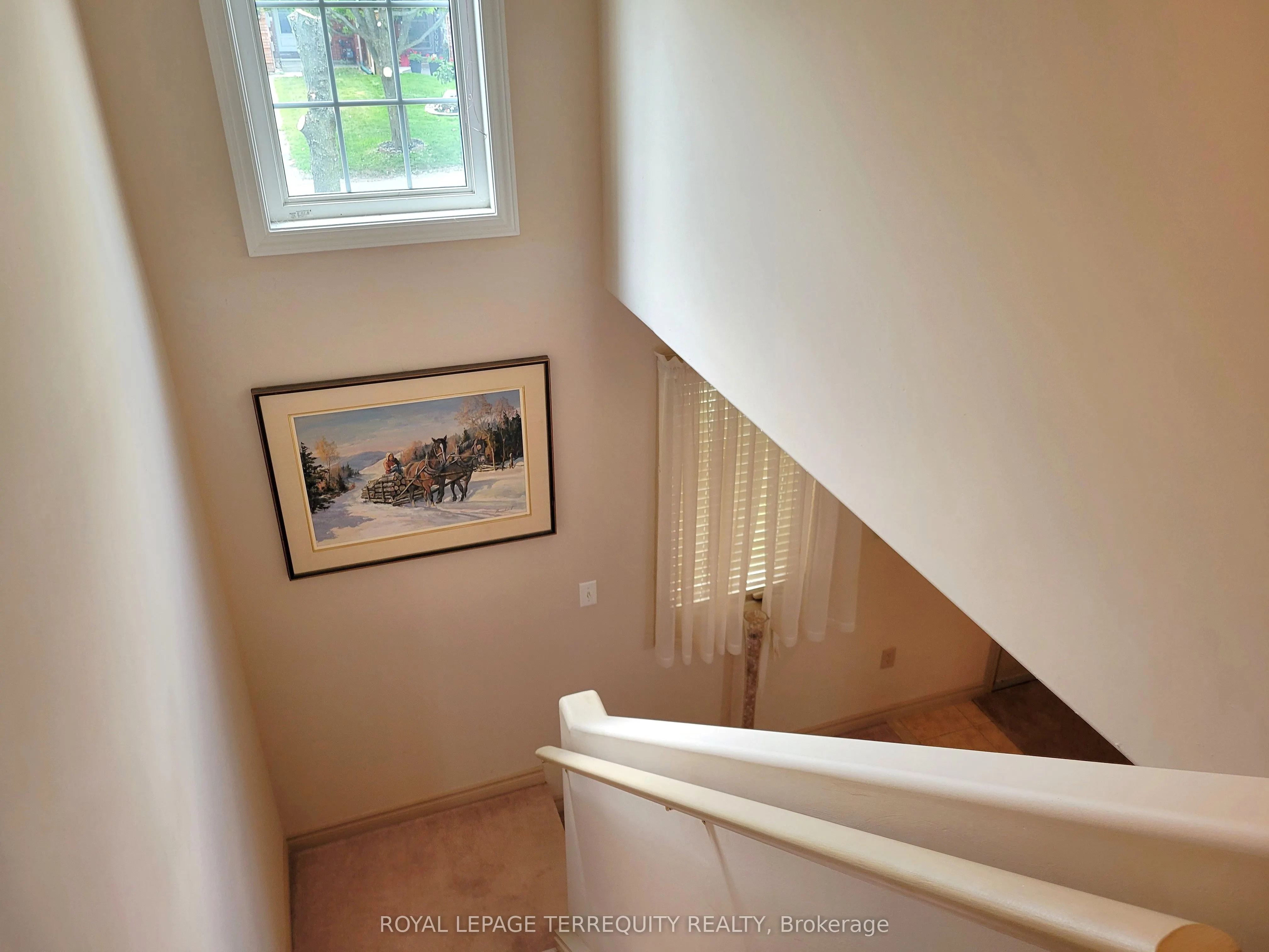 5 Silver Maple Crescent