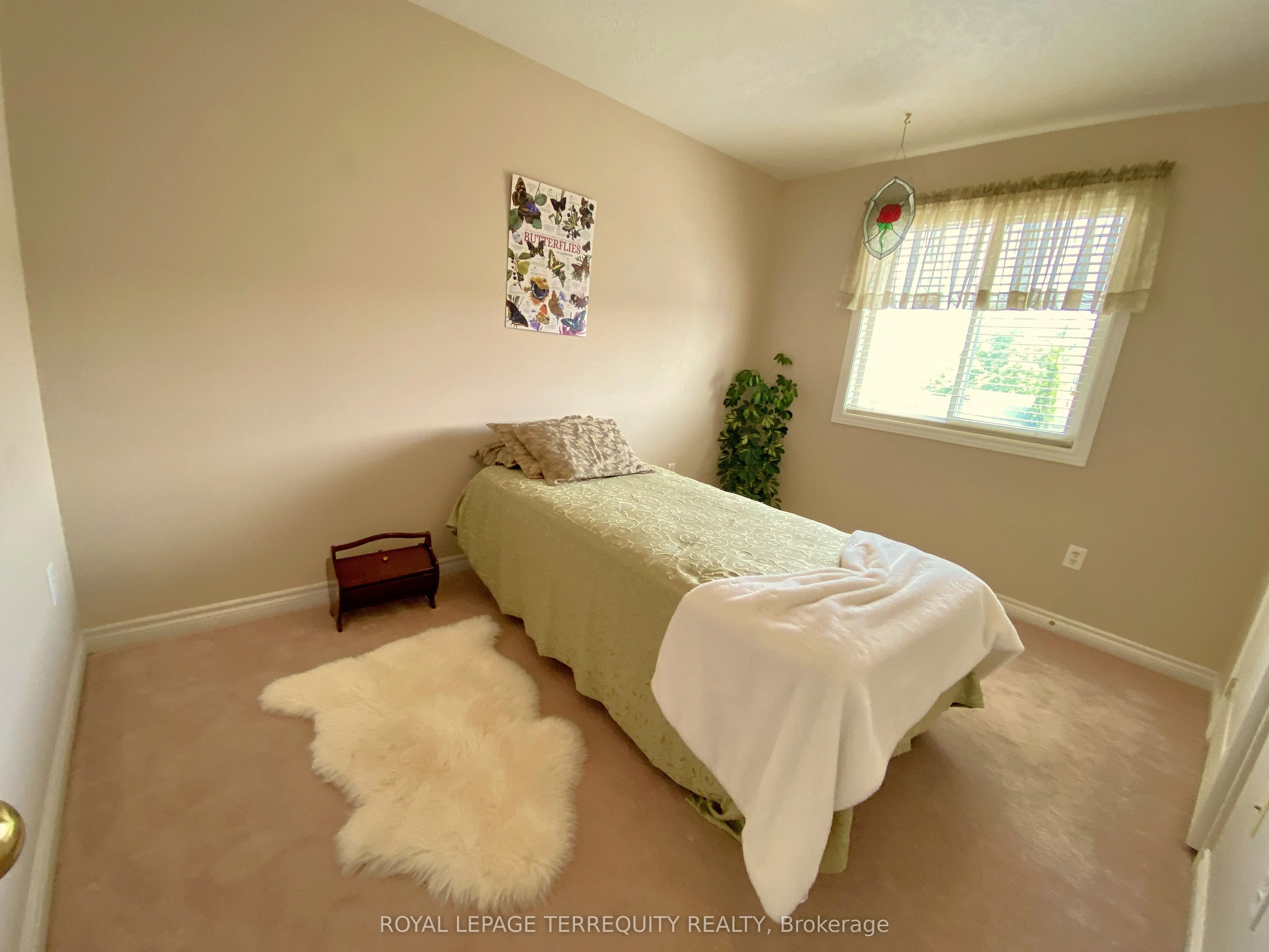 5 Silver Maple Crescent