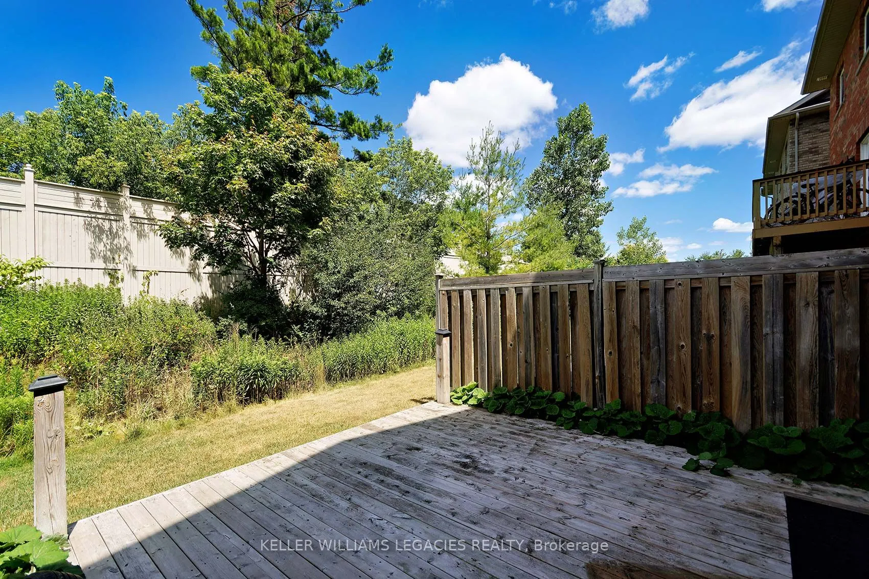 57 FERNDALE Drive S, #7