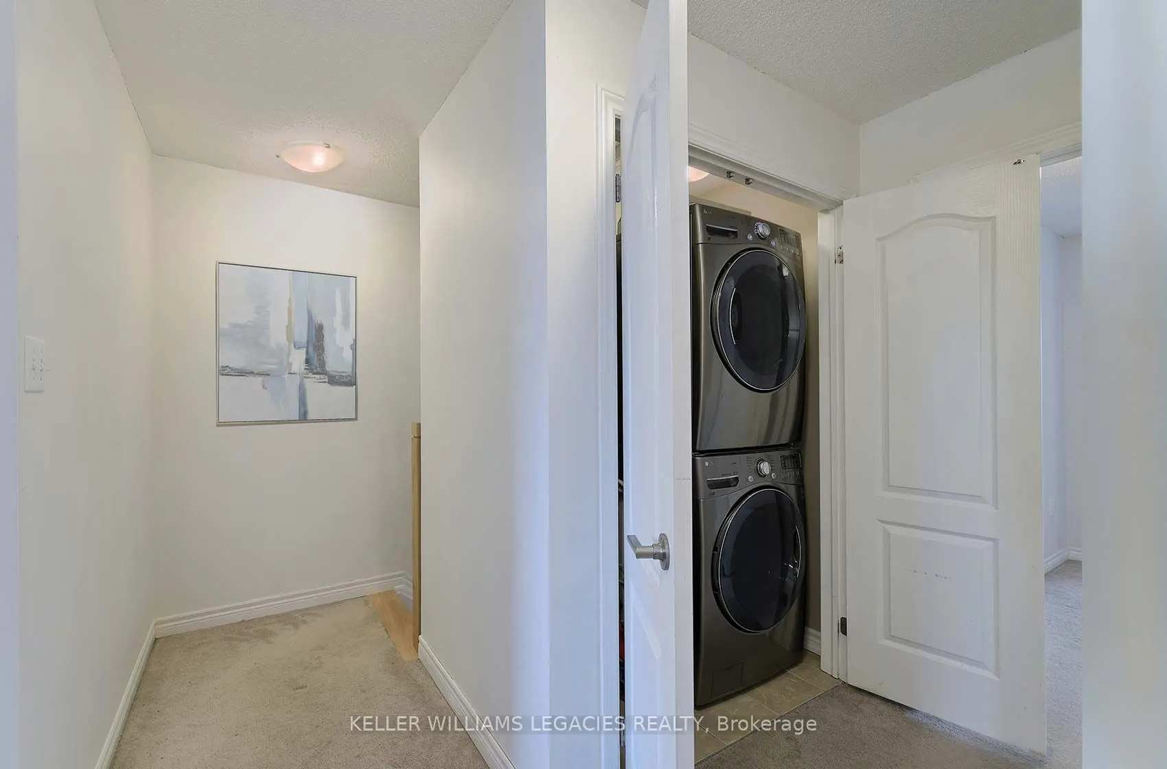 57 FERNDALE Drive S, #7