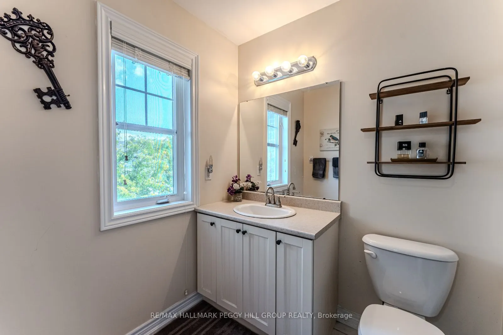 800 West Ridge Boulevard, #73