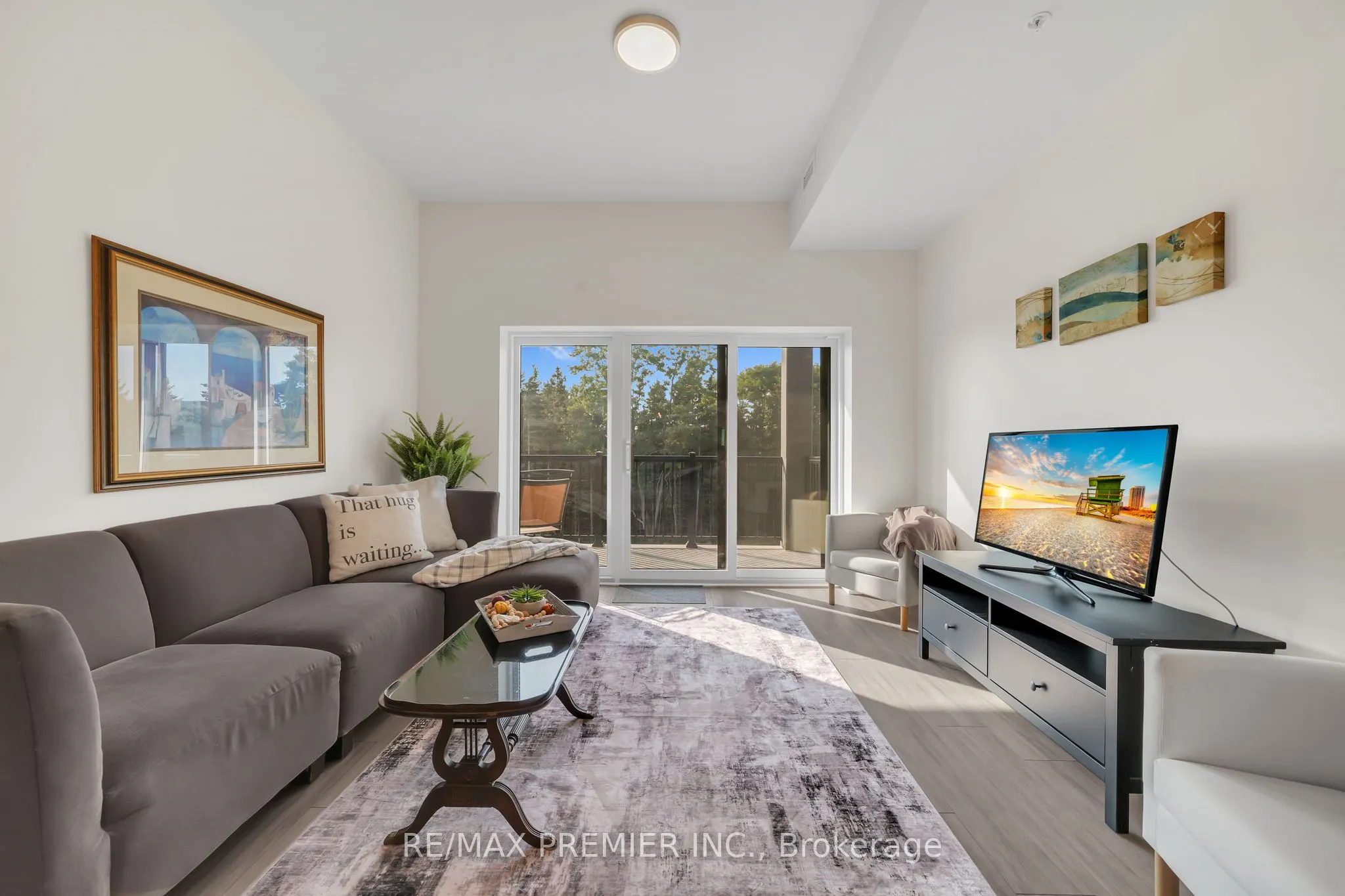 121 Mary Street, #309