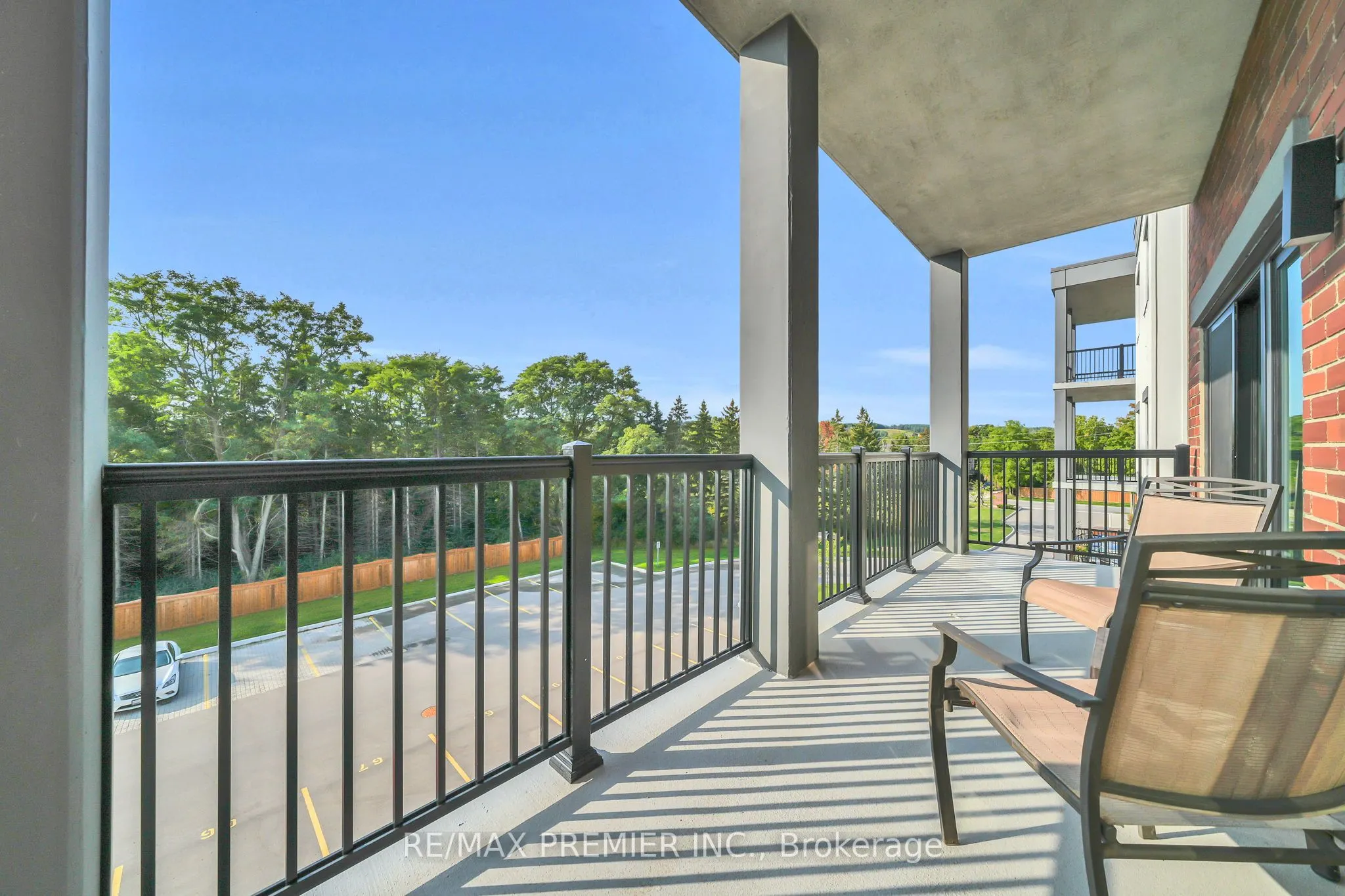 121 Mary Street, #309