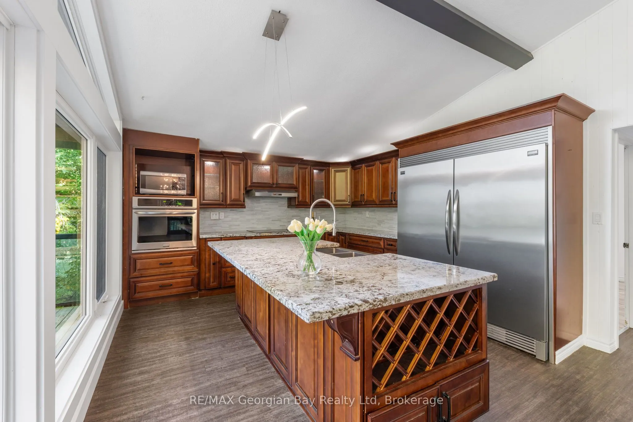 1745 Twin Oaks Crescent
