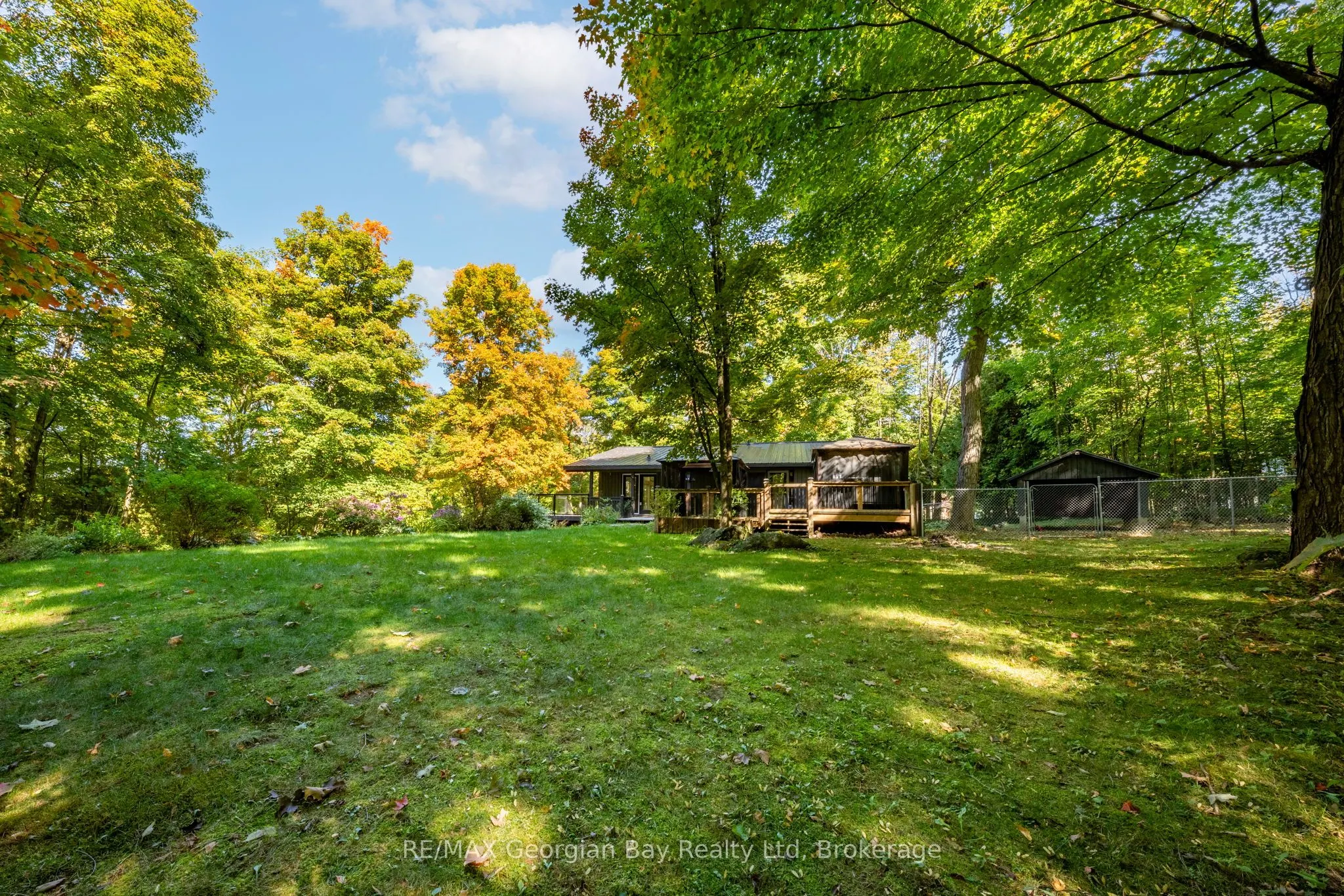 1745 Twin Oaks Crescent