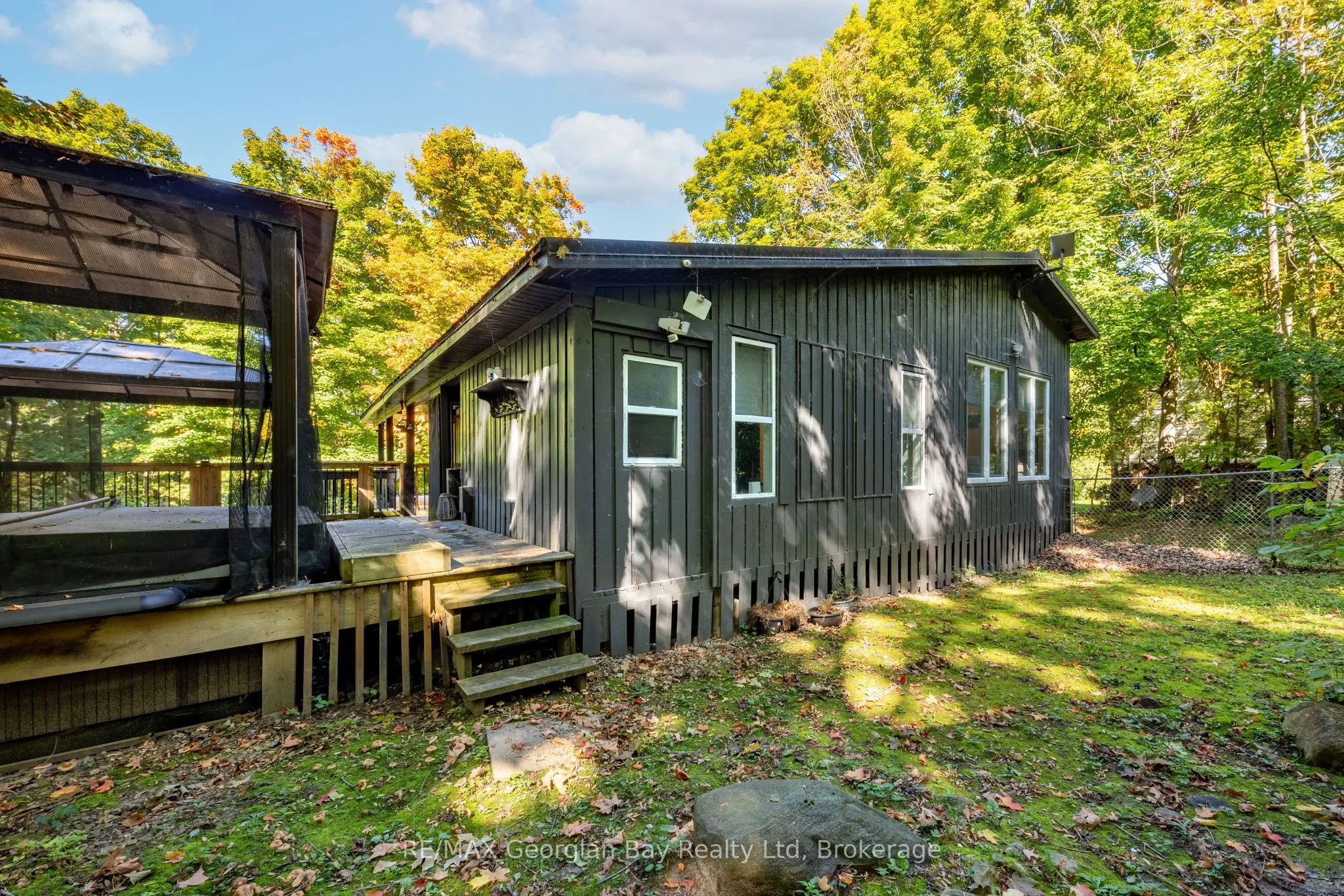 1745 Twin Oaks Crescent