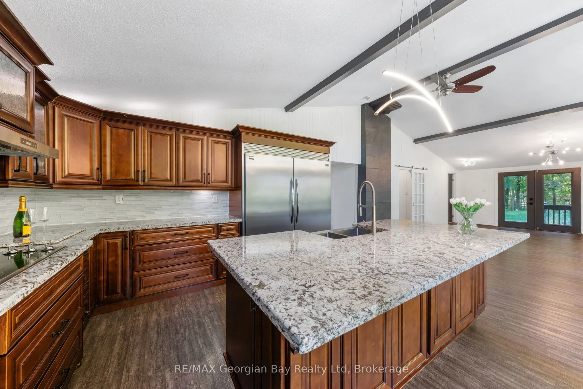 1745 Twin Oaks Crescent