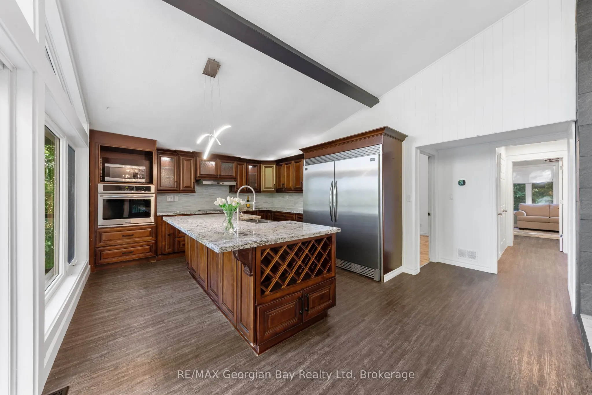 1745 Twin Oaks Crescent