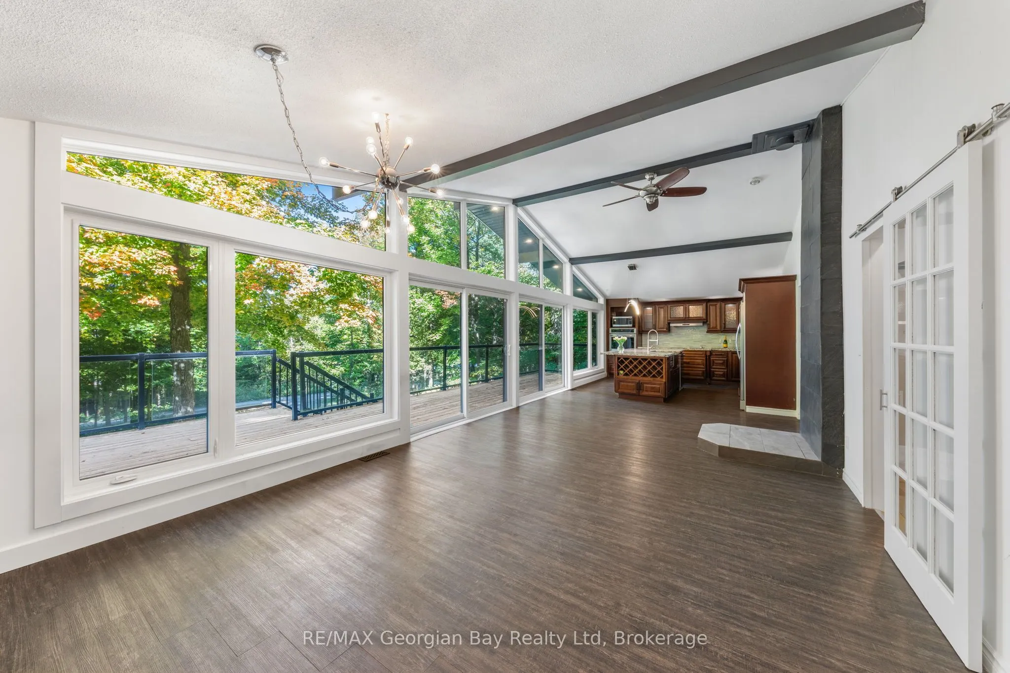 1745 Twin Oaks Crescent