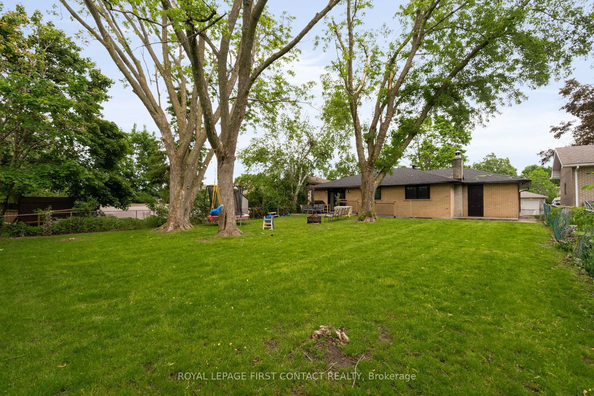 26 Ottaway Avenue