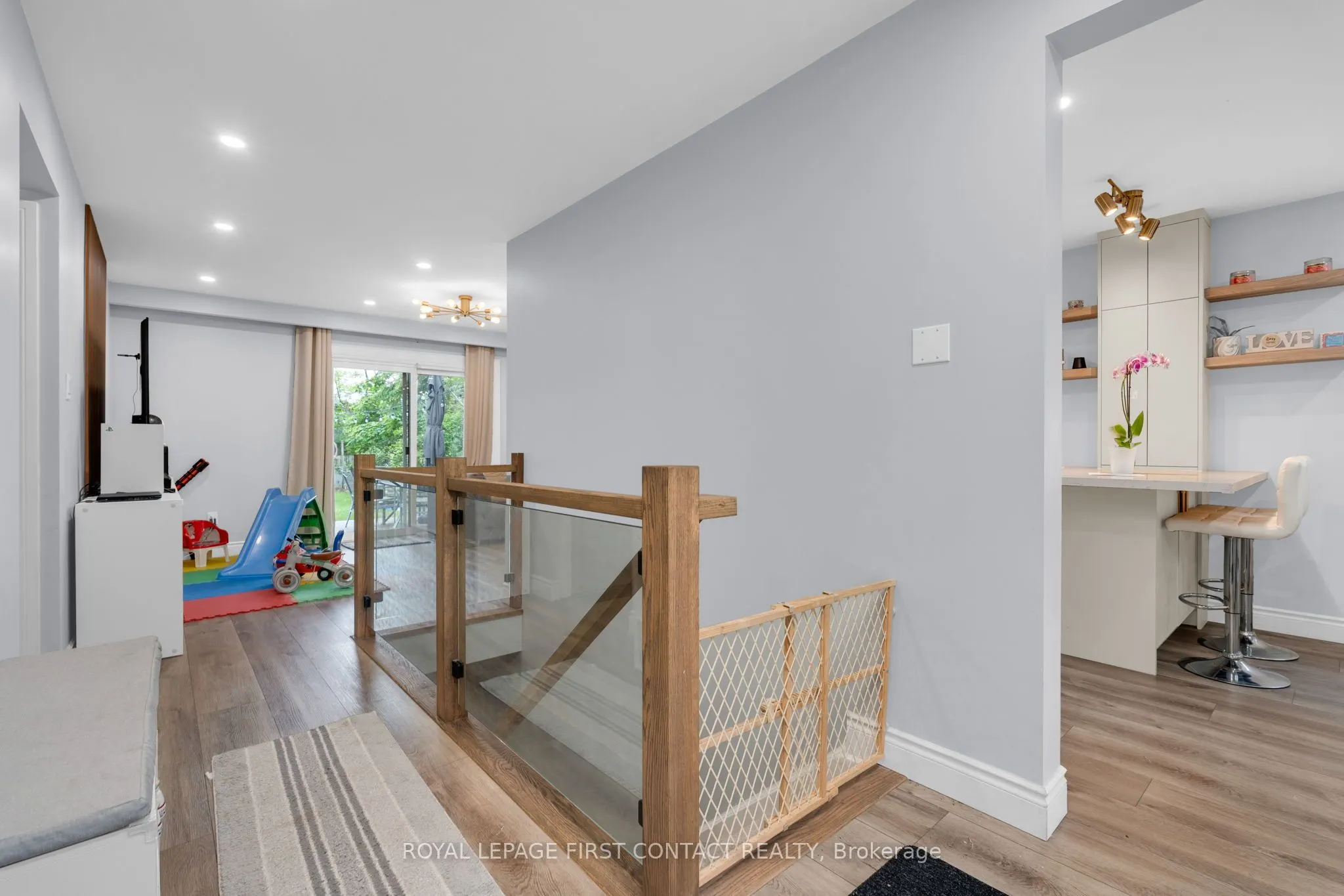26 Ottaway Avenue