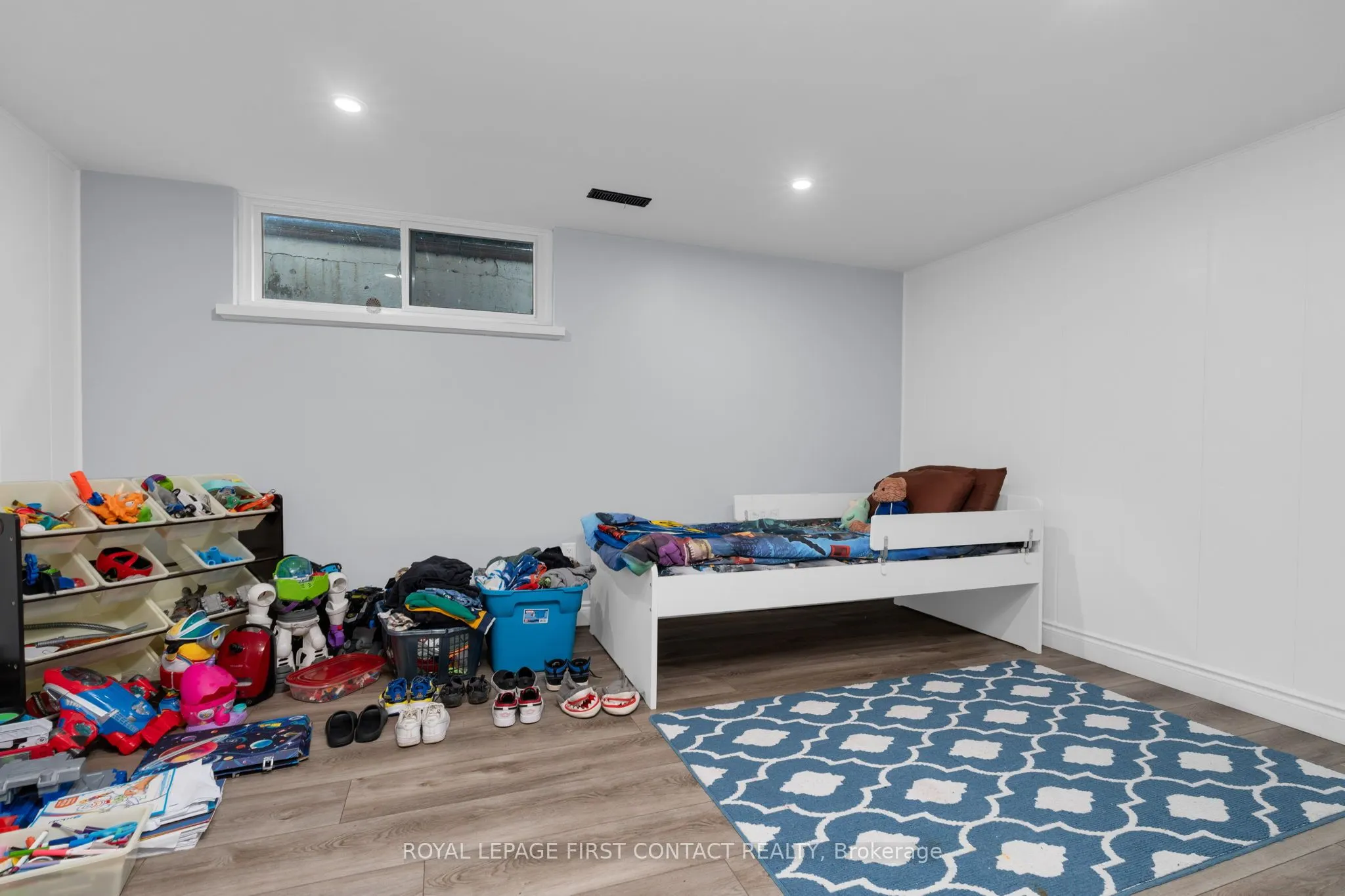 26 Ottaway Avenue