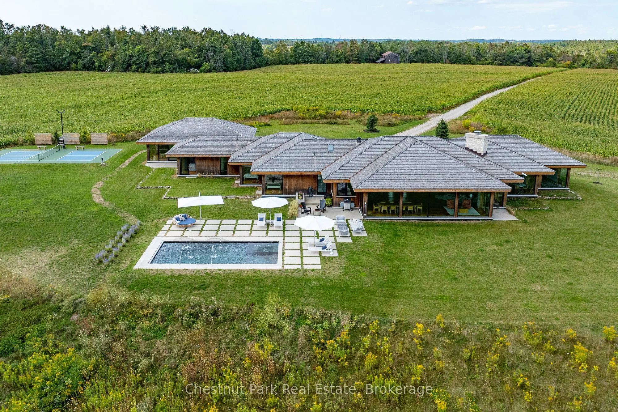 827834 Mulmur-Nottawasaga Townline