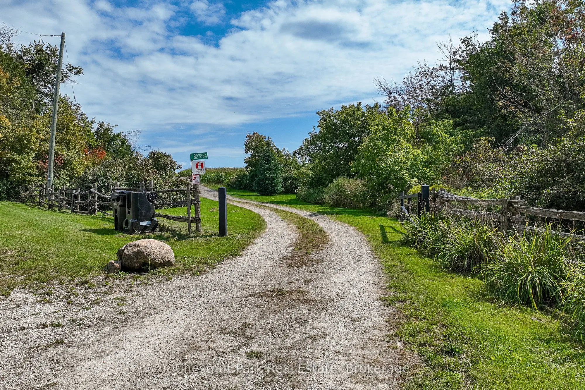 827834 Mulmur-Nottawasaga Townline