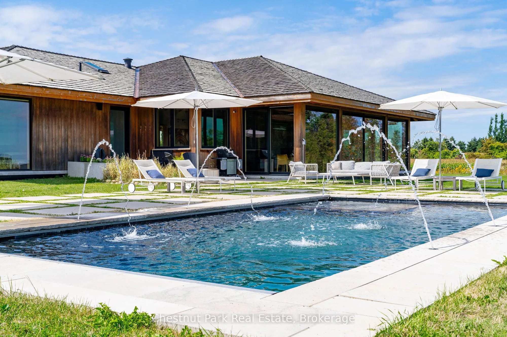 827834 Mulmur-Nottawasaga Townline
