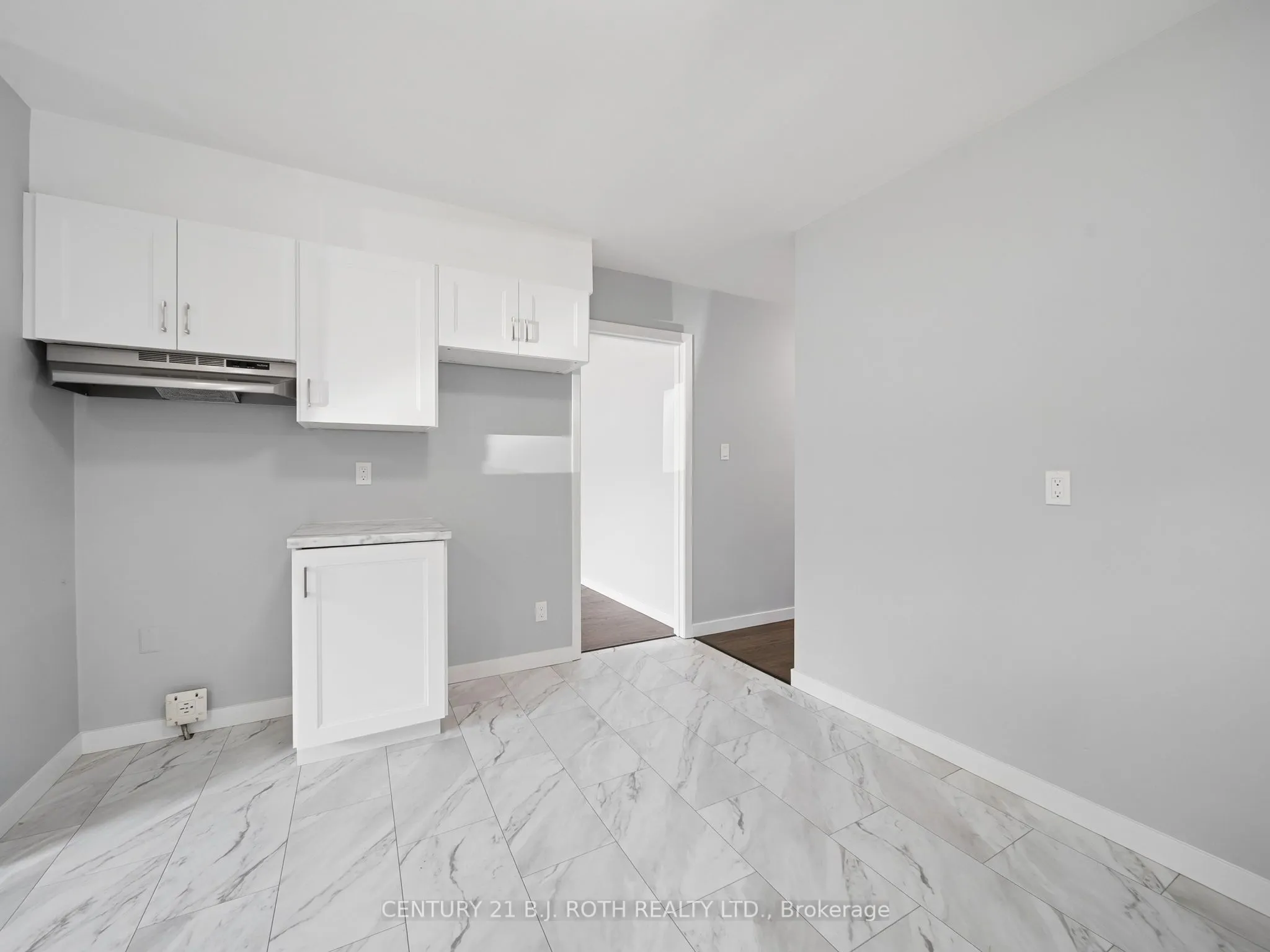 138 Simcoe Street