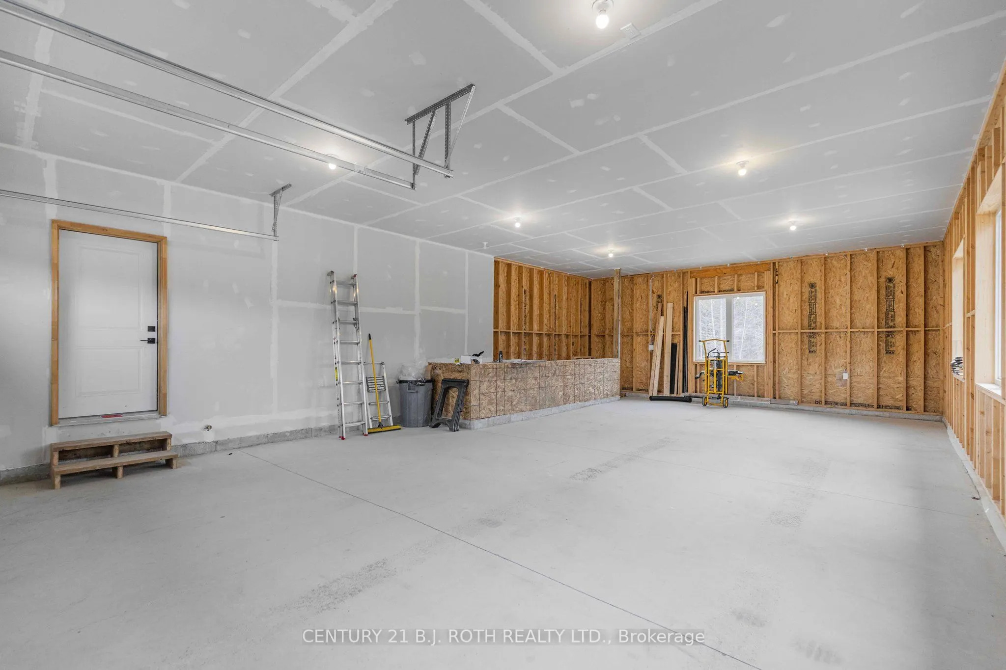 8 Clydesdale Court