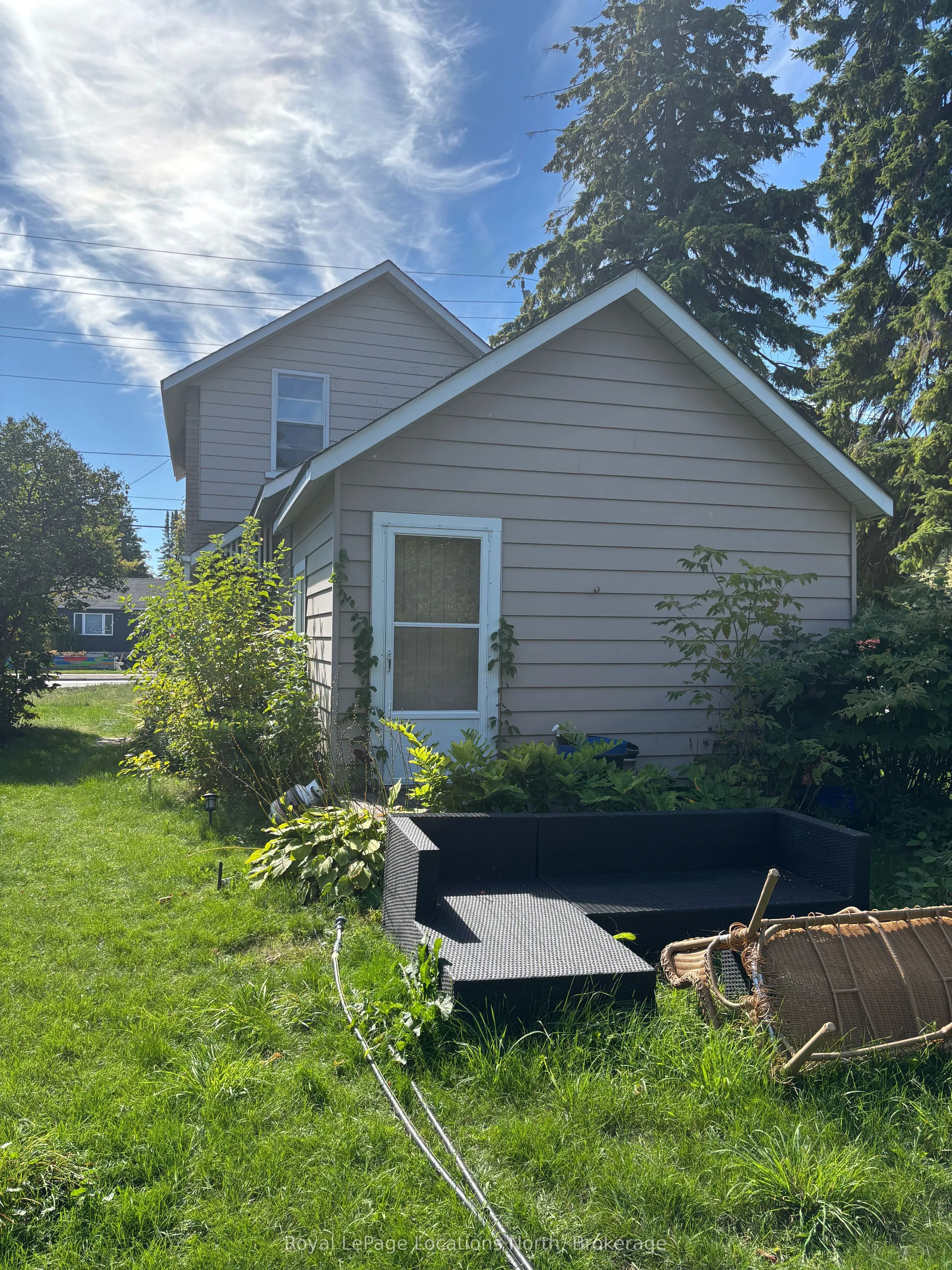 317 Hume Street