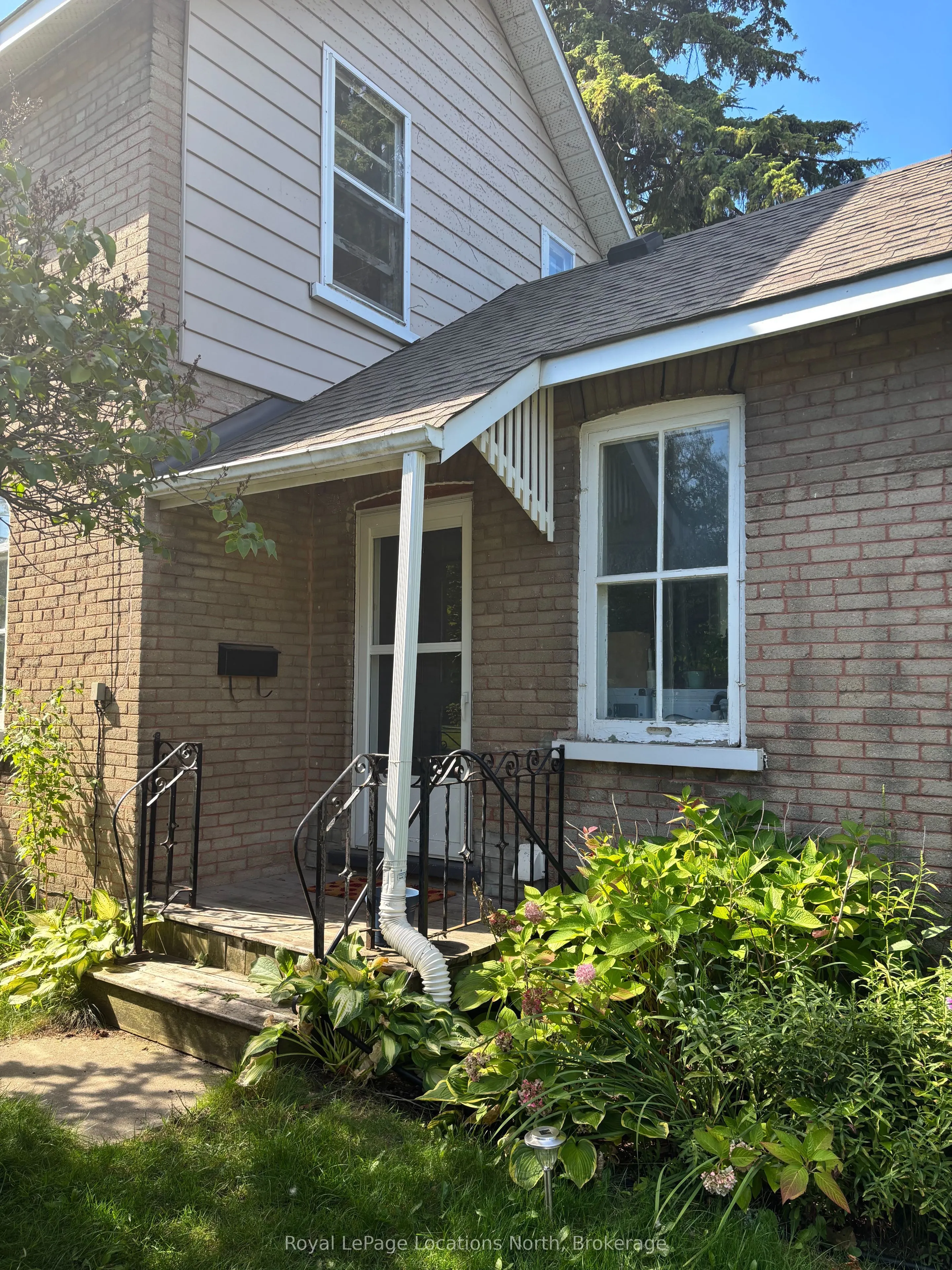 317 Hume Street