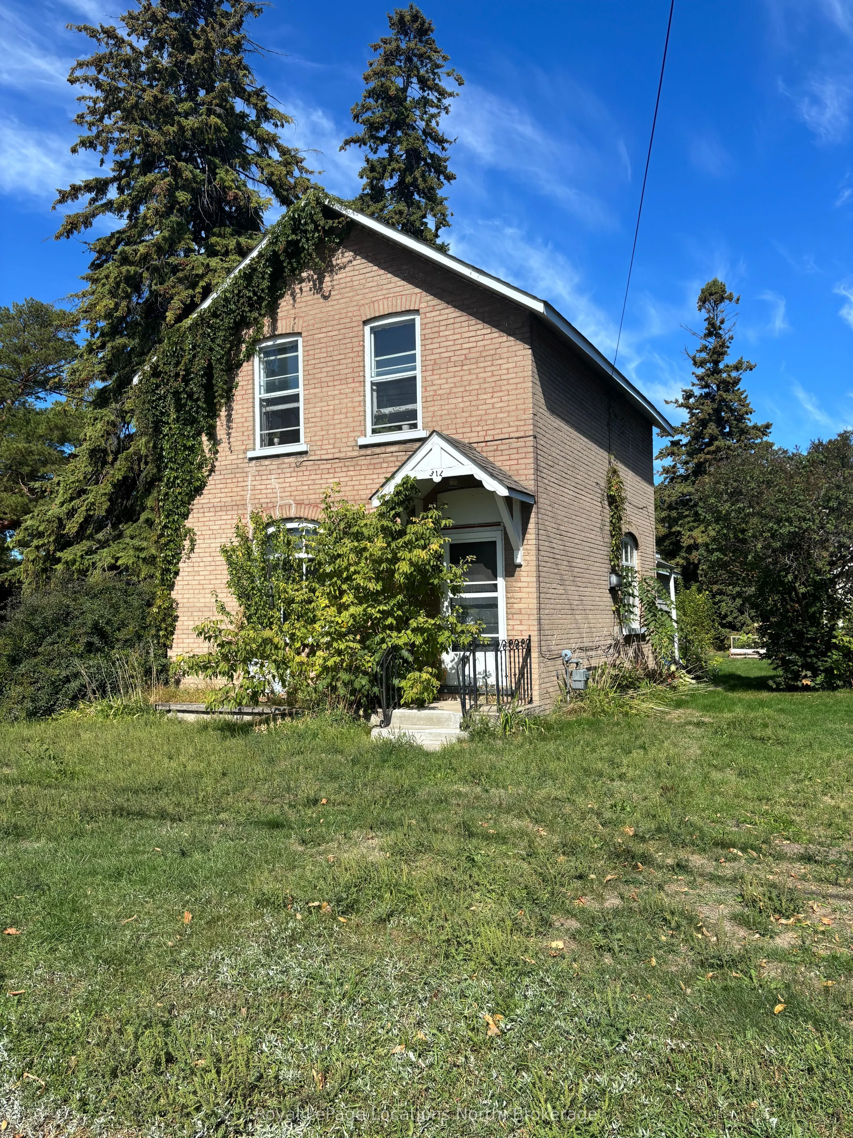 317 Hume Street
