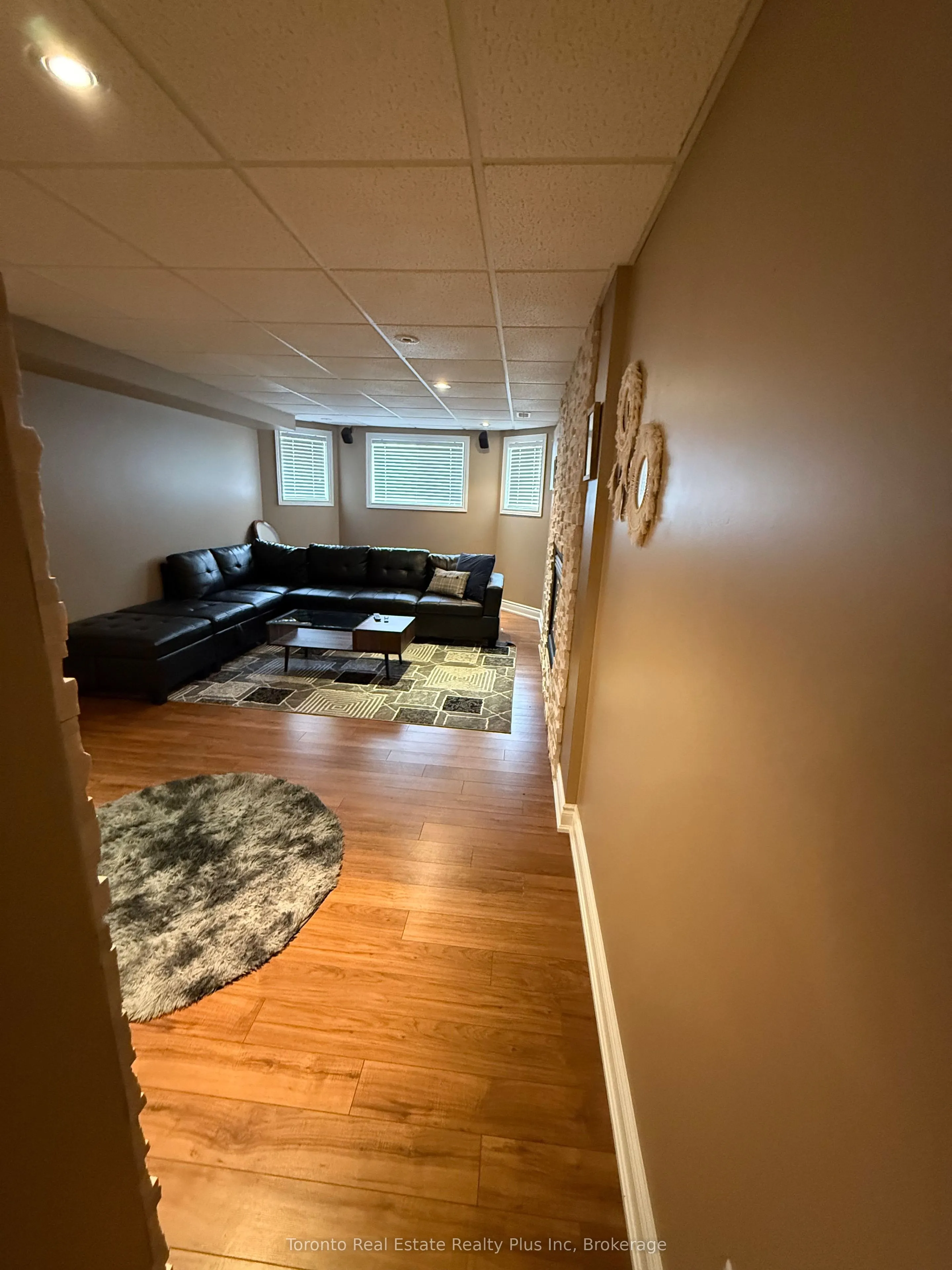 55 MARSELLUS Drive