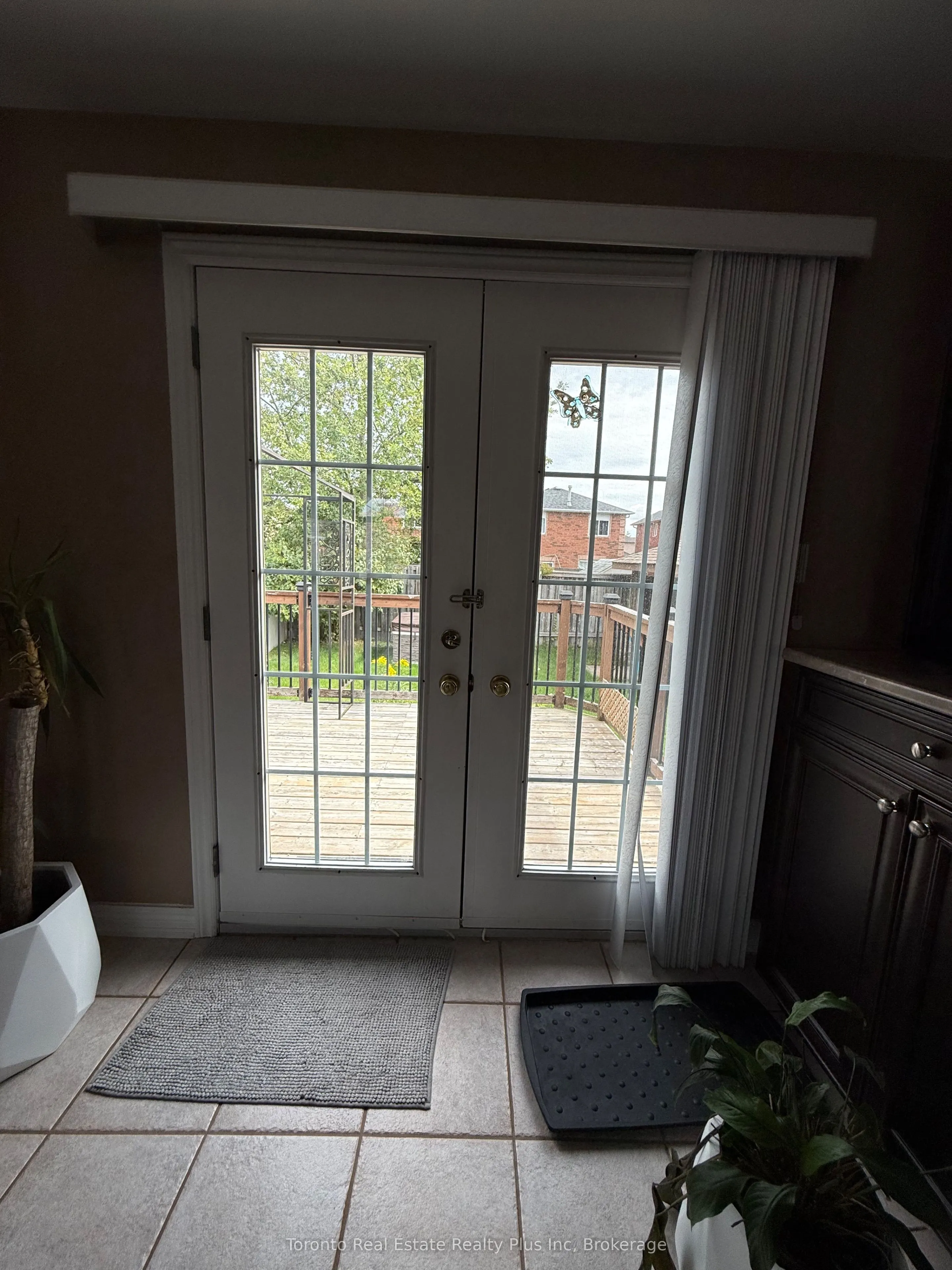 55 MARSELLUS Drive