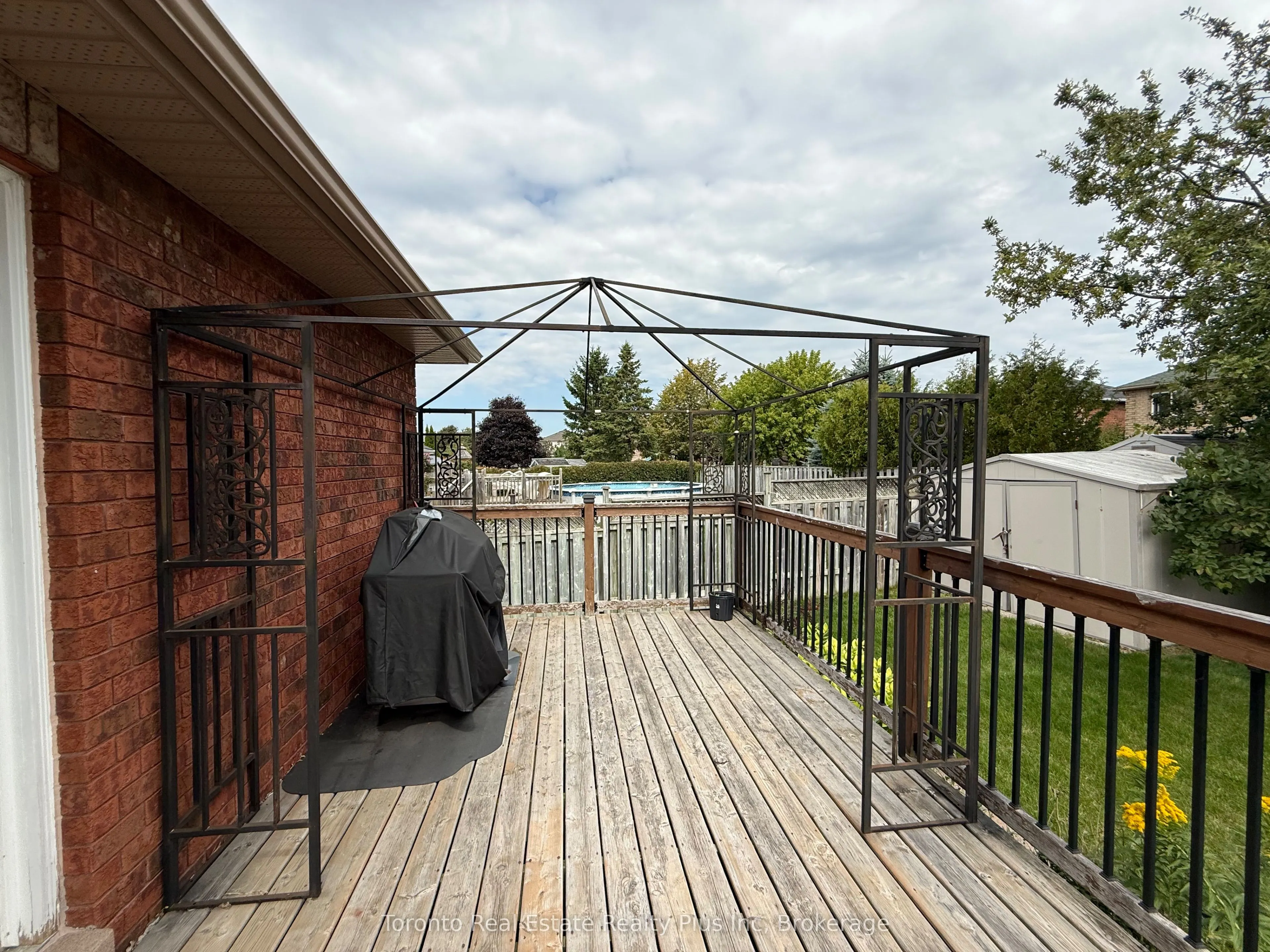 55 MARSELLUS Drive