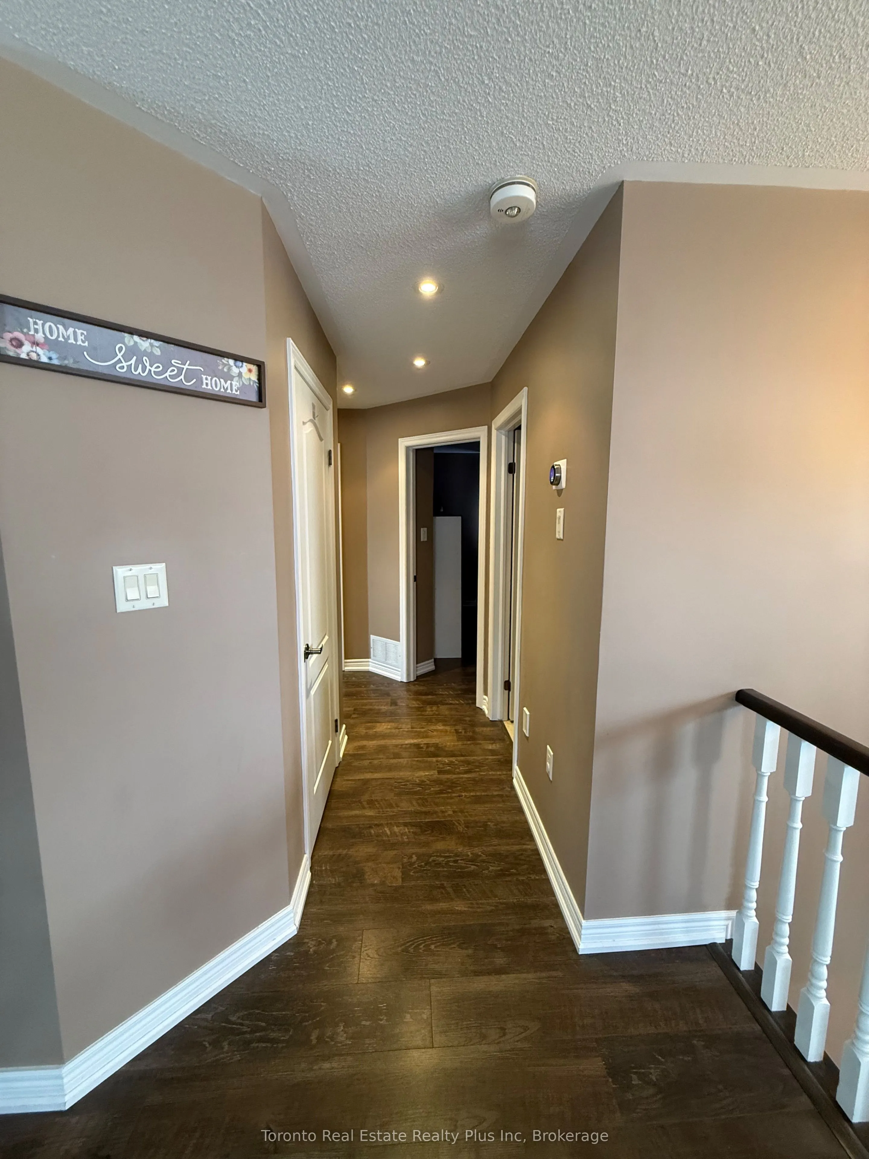 55 MARSELLUS Drive