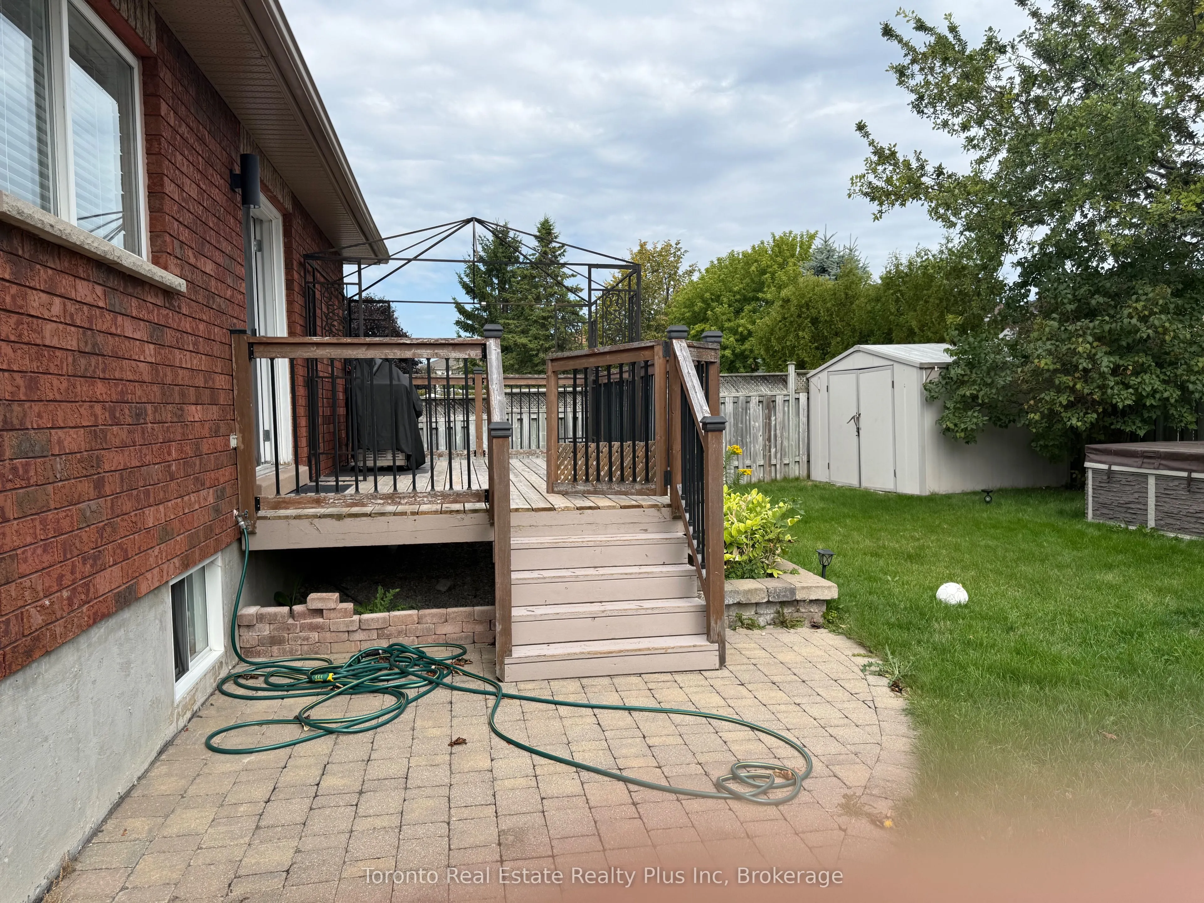 55 MARSELLUS Drive