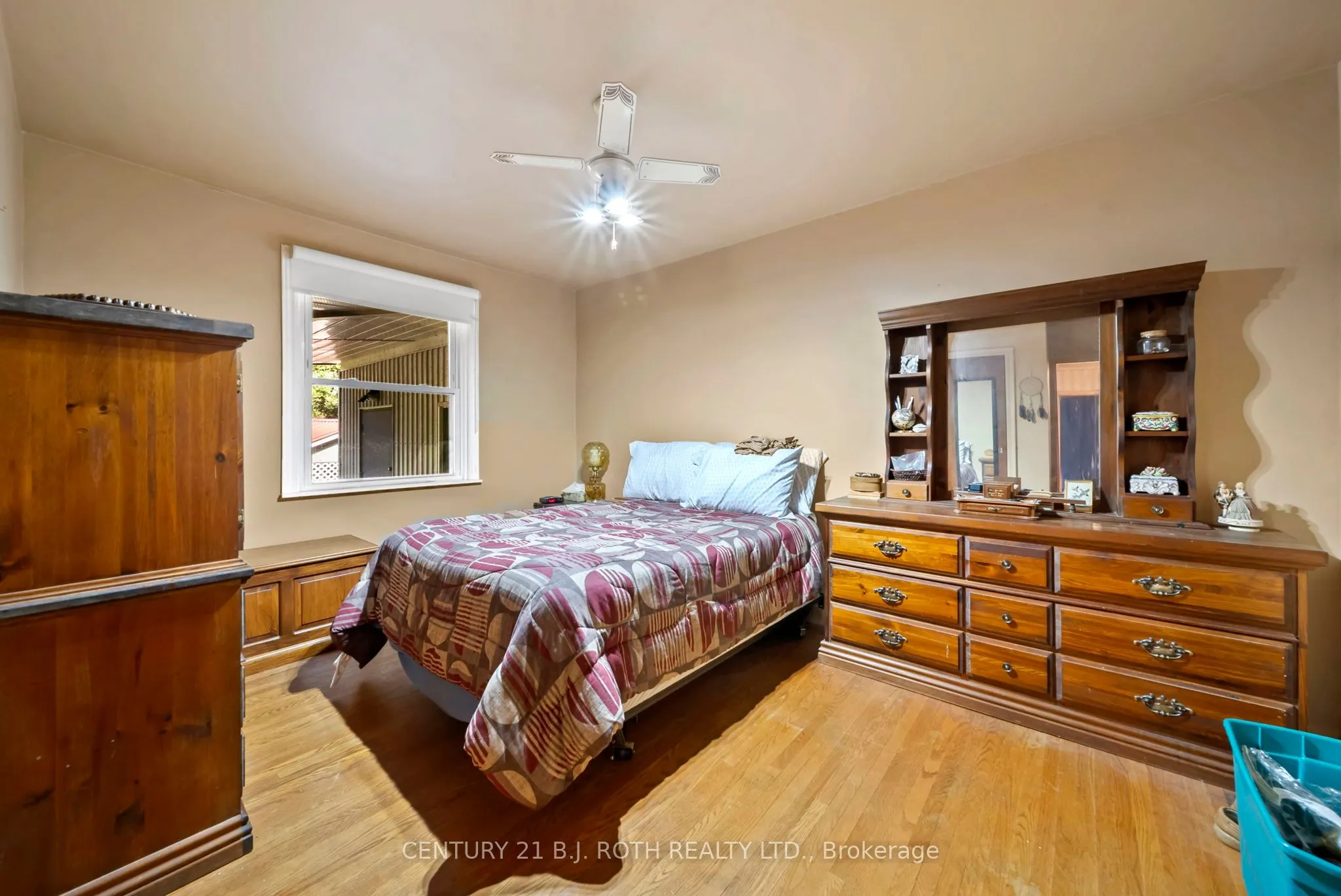 392 Bayview Parkway