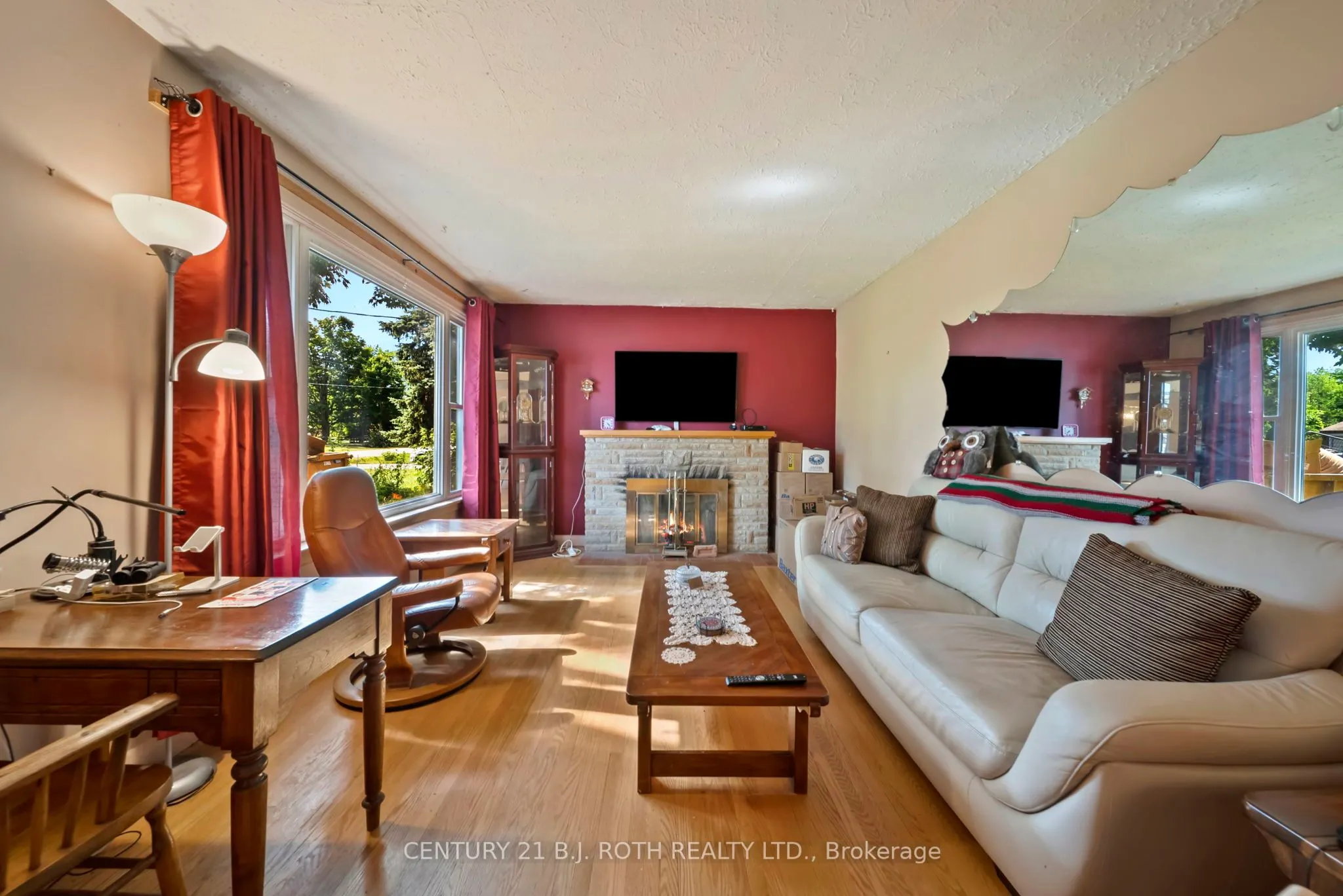 392 Bayview Parkway